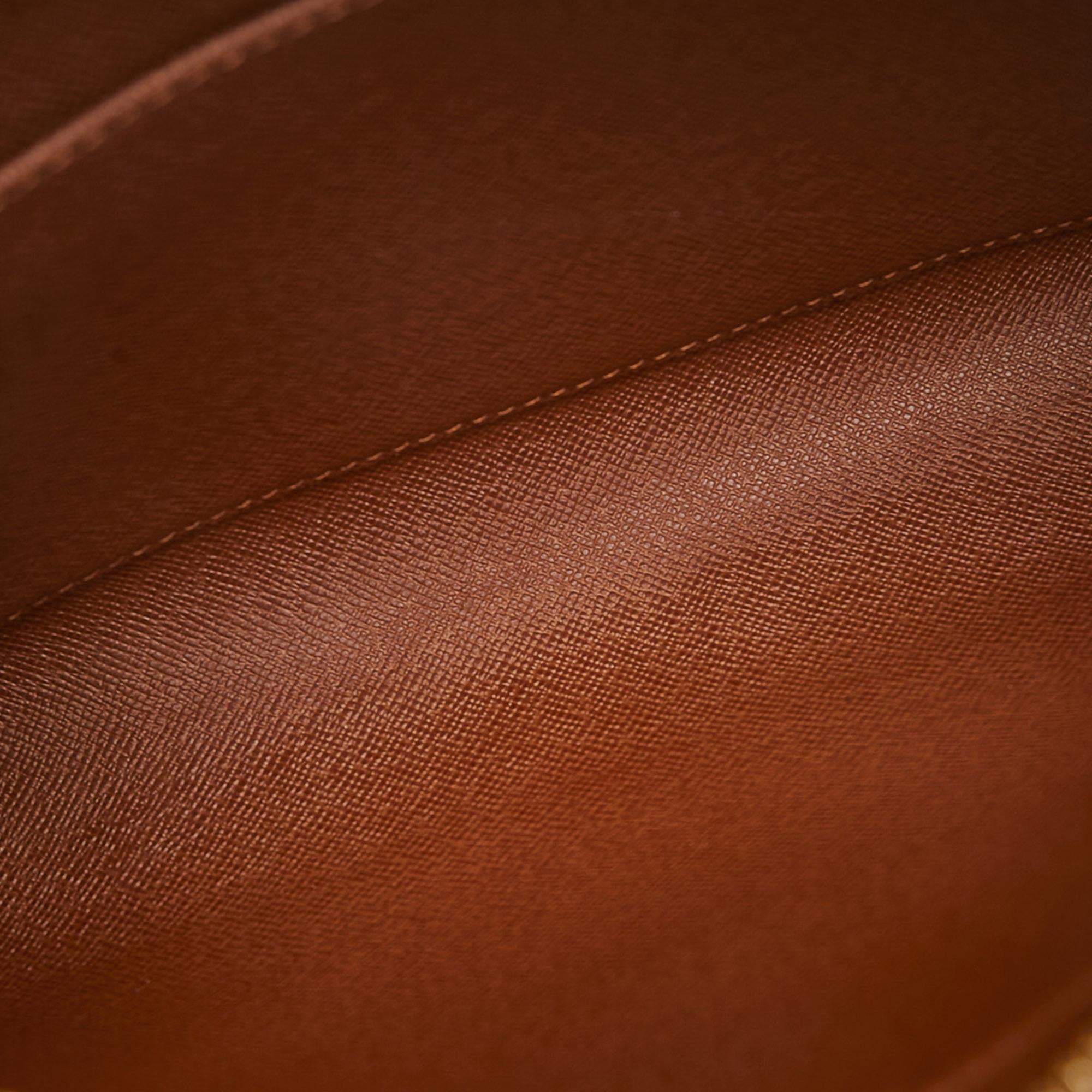 Louis Vuitton Monogram Orsay (SHG-34426)