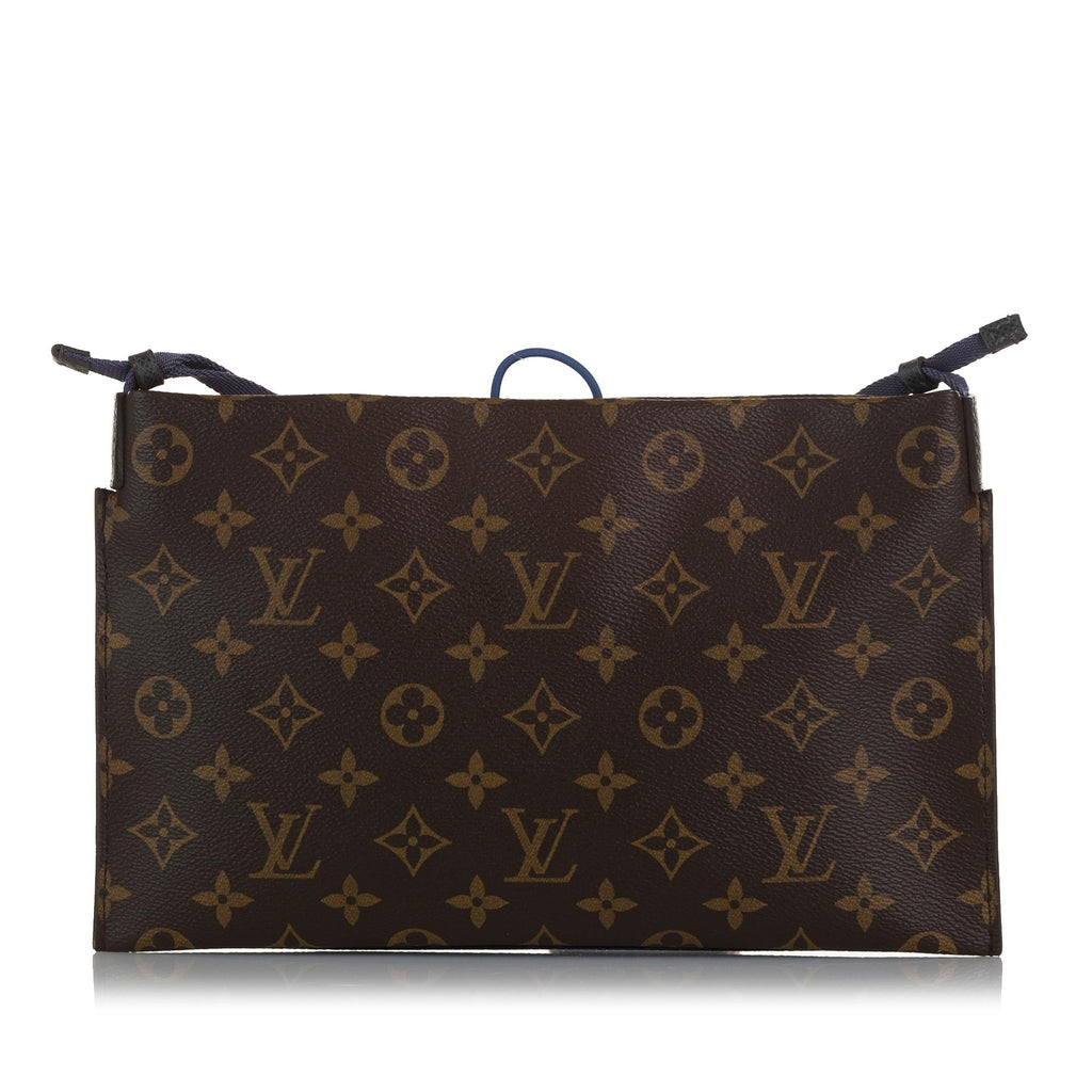 Louis Vuitton Monogram Pacific Outdoor Pouch (SHG-1lMqra)