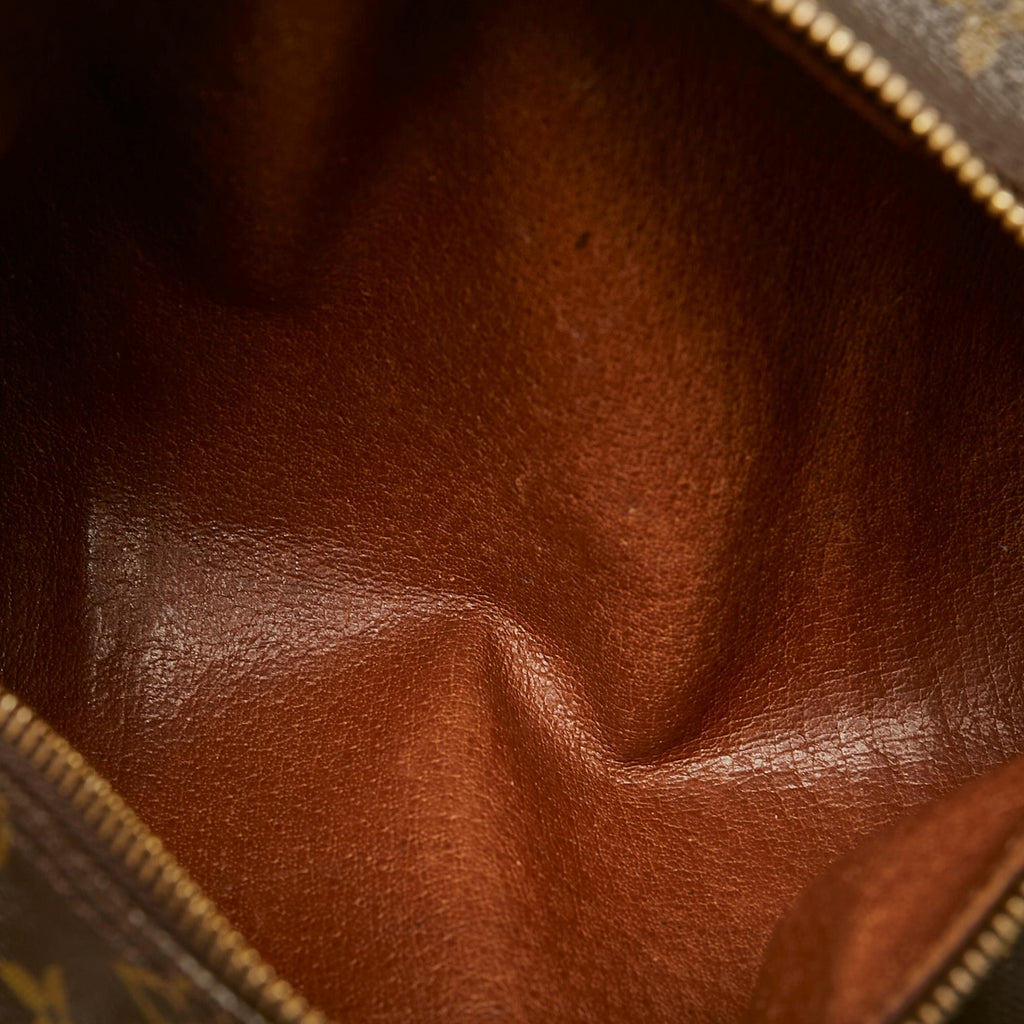 Louis Vuitton Monogram Papillon 26 (SHG-ZKXzfl)