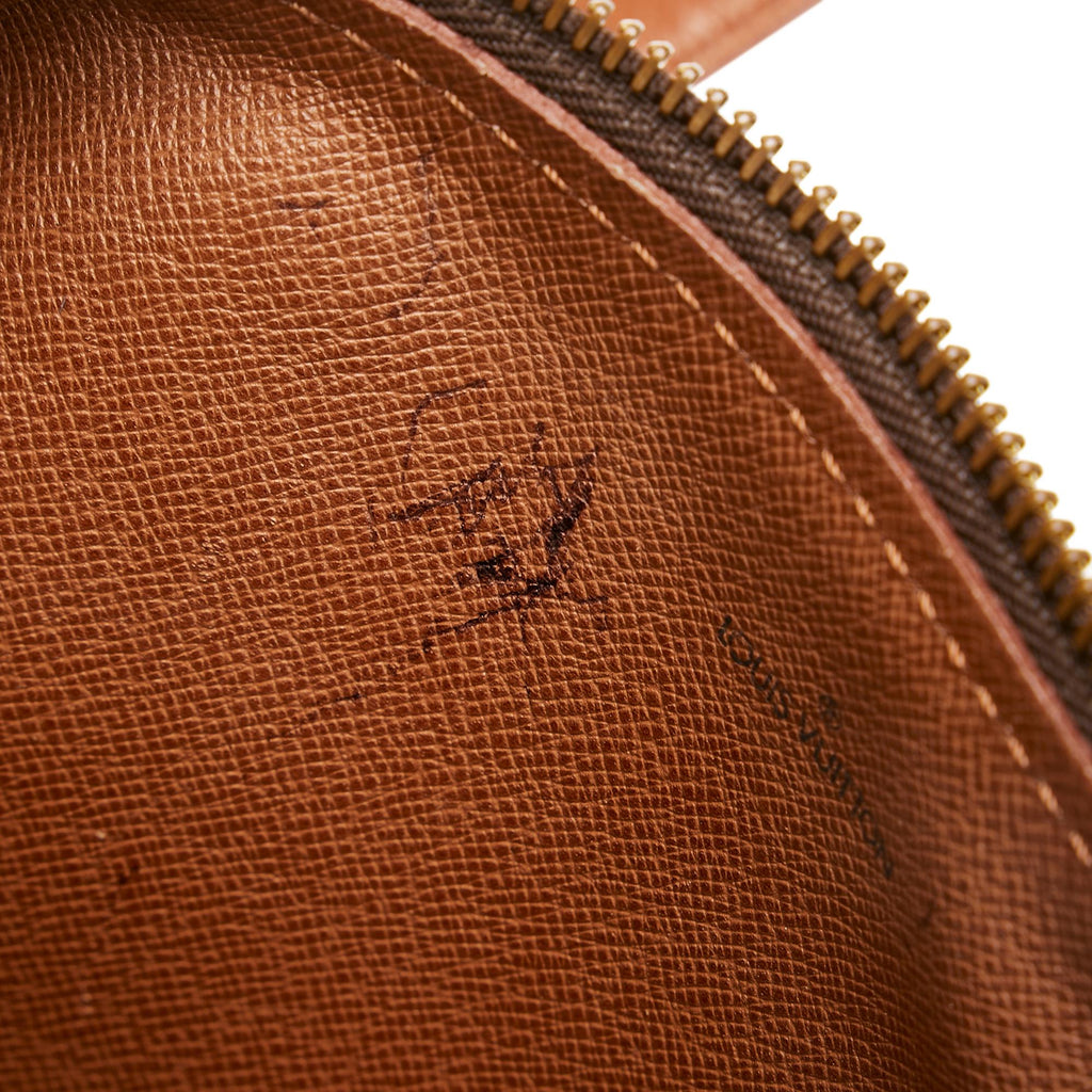 Louis Vuitton Monogram Papillon 30 (SHG-uvnklo)