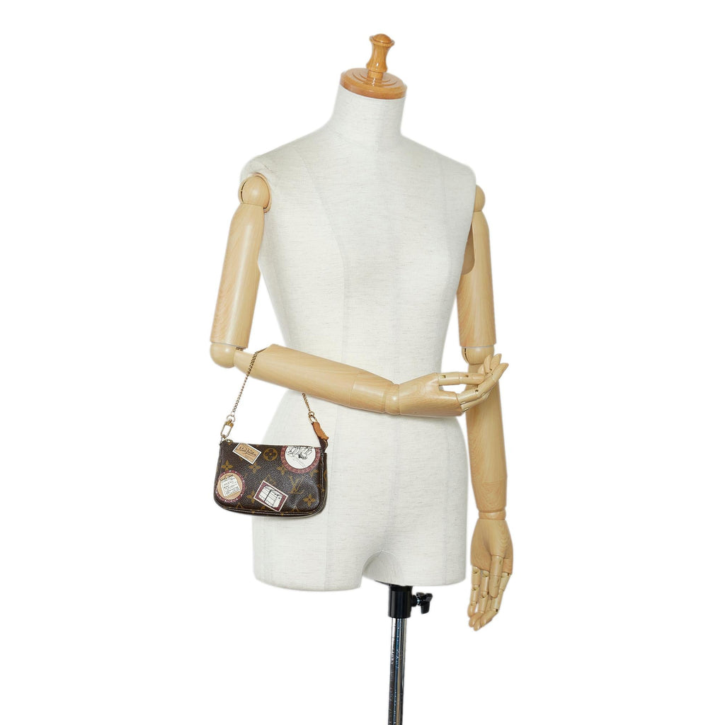 Louis Vuitton Monogram Patch Mini Pochette Accessoires (SHG-kogX1s)