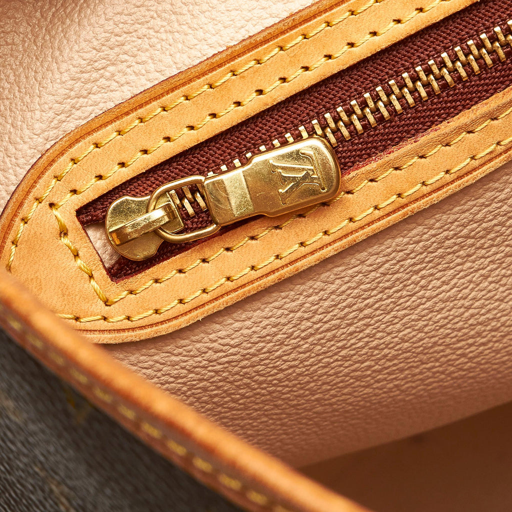 Louis Vuitton Monogram Petit Bucket (SHG-2blOsG)