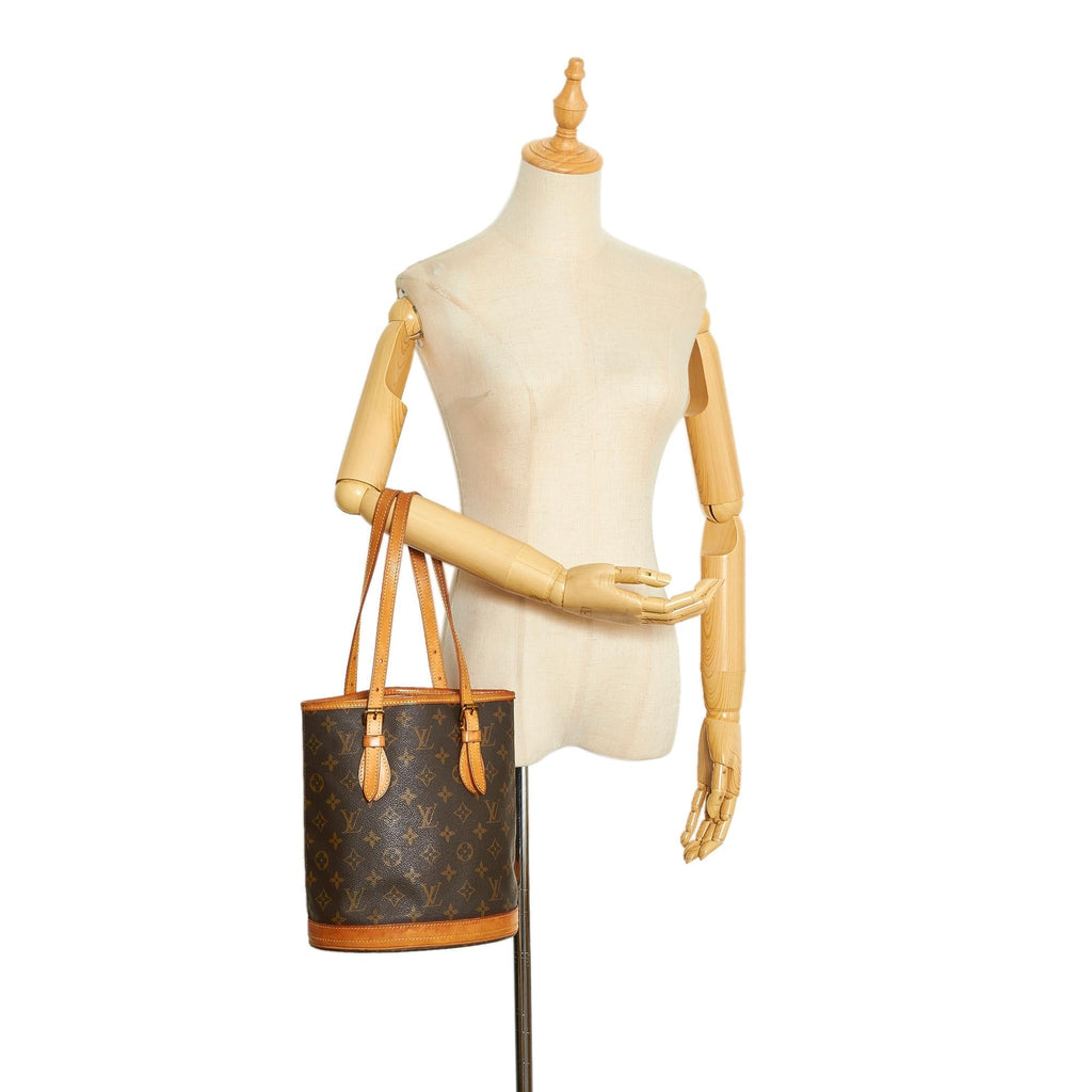Louis Vuitton Monogram Petit Bucket (SHG-2blOsG)