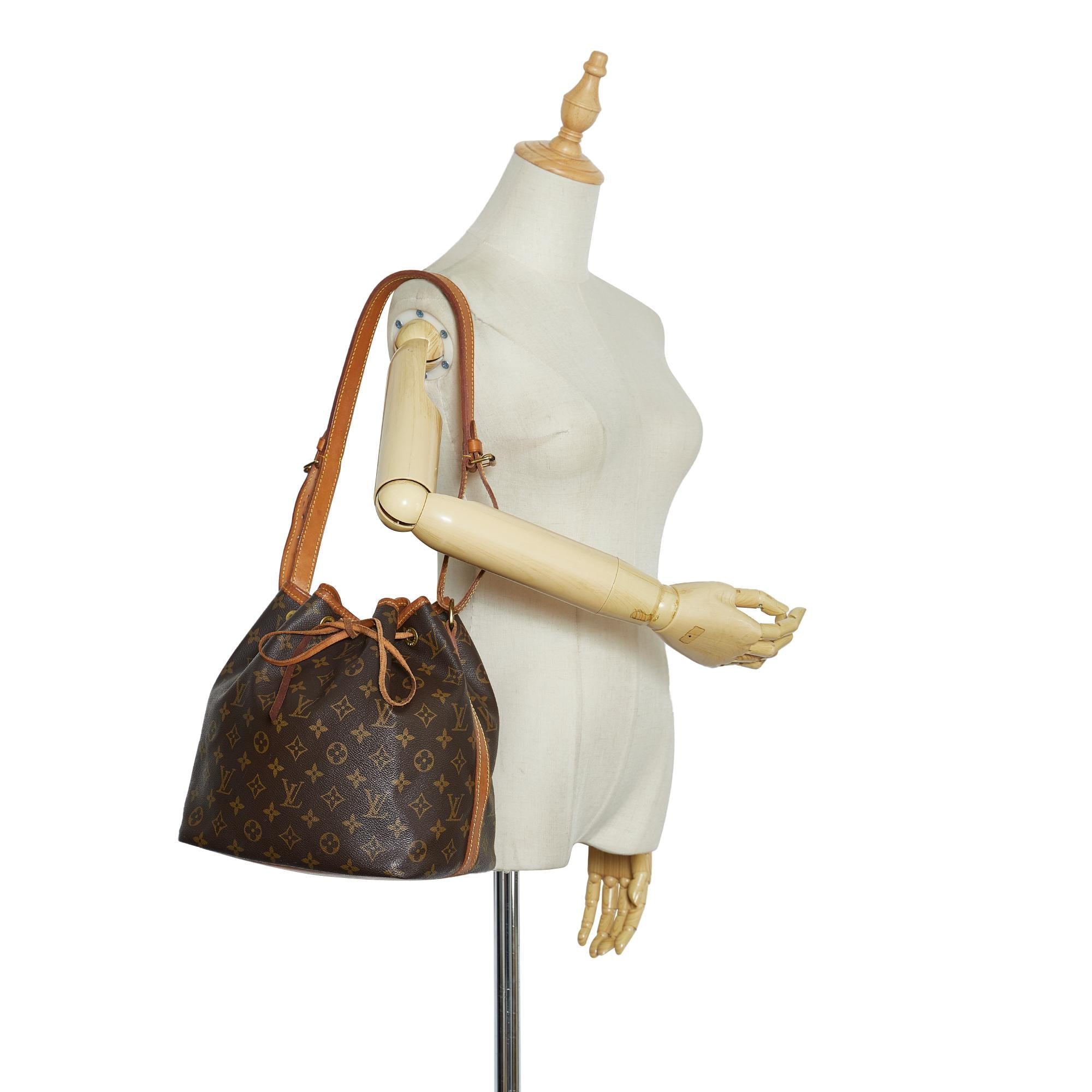 Louis Vuitton Monogram Petit Noe (SHG-IsovQV)