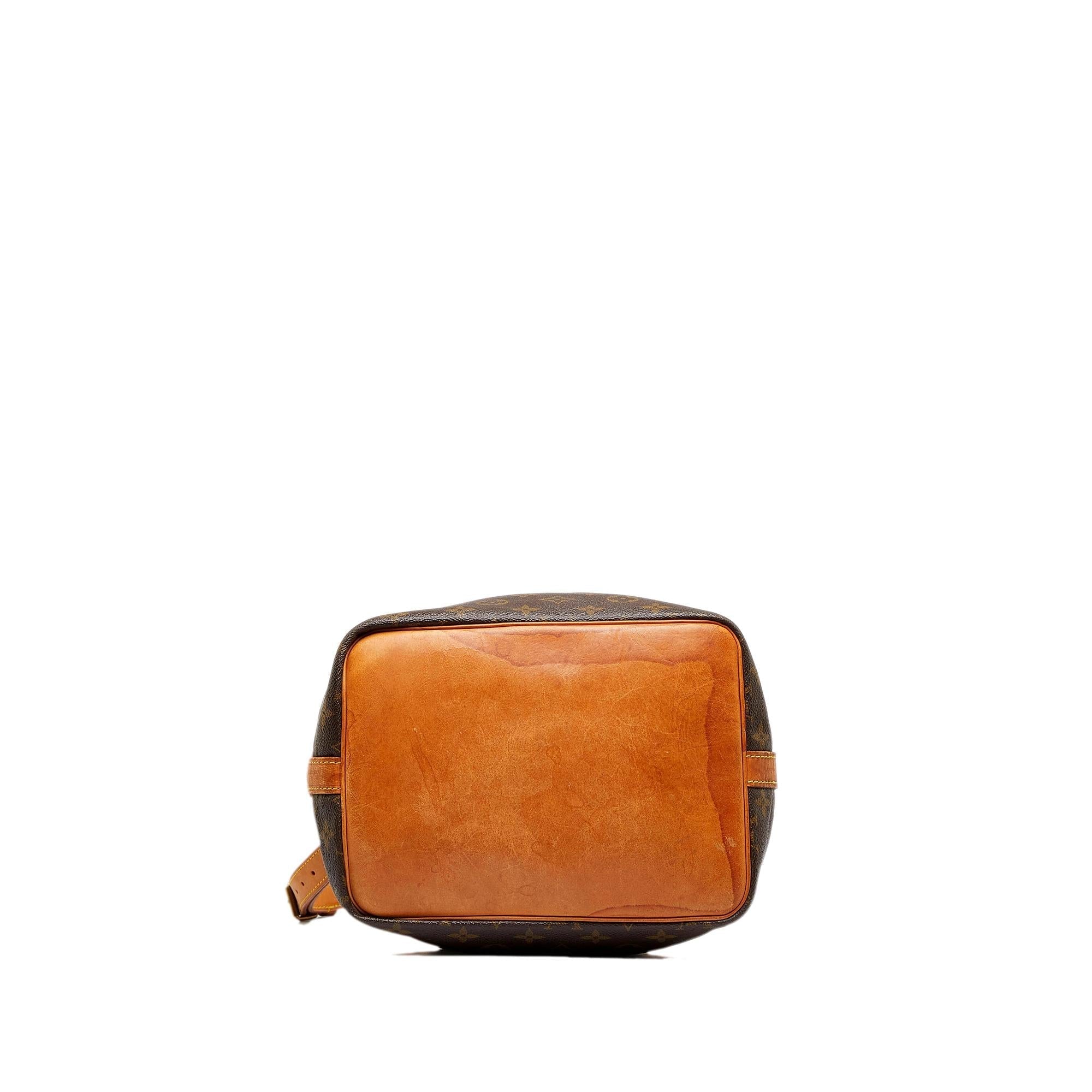 Louis Vuitton Monogram Petit Noe (SHG-IAotbZ)