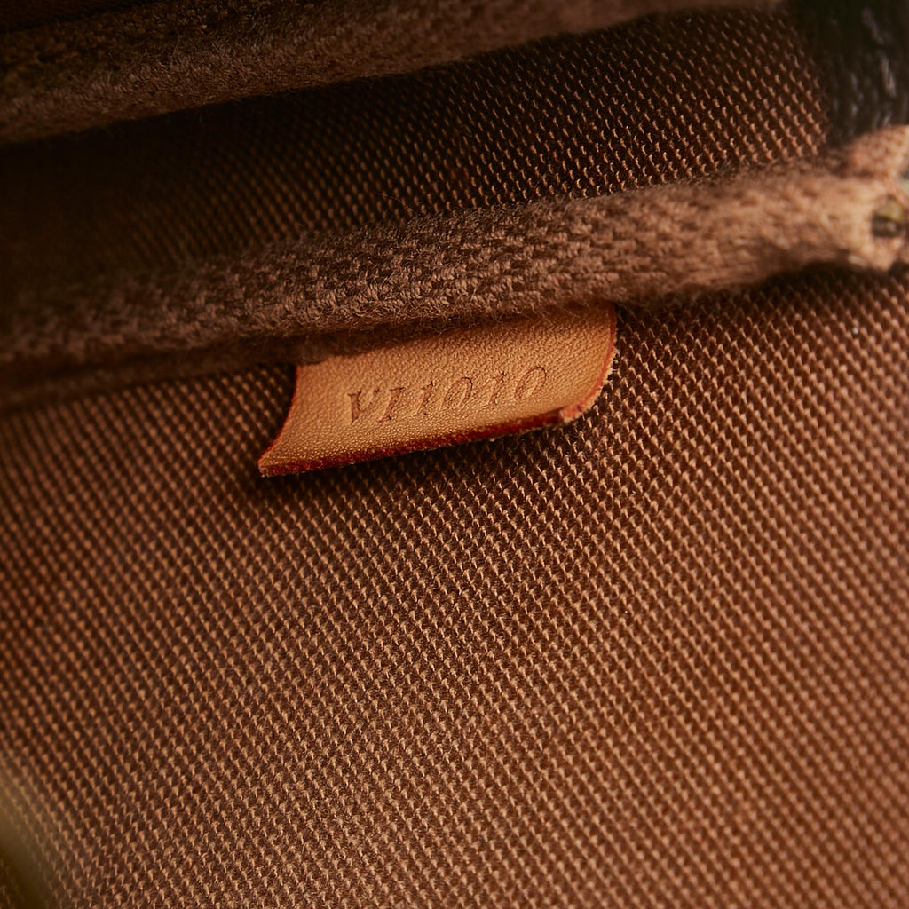 Louis Vuitton Monogram Pochette Accessoires (SHG-36747)