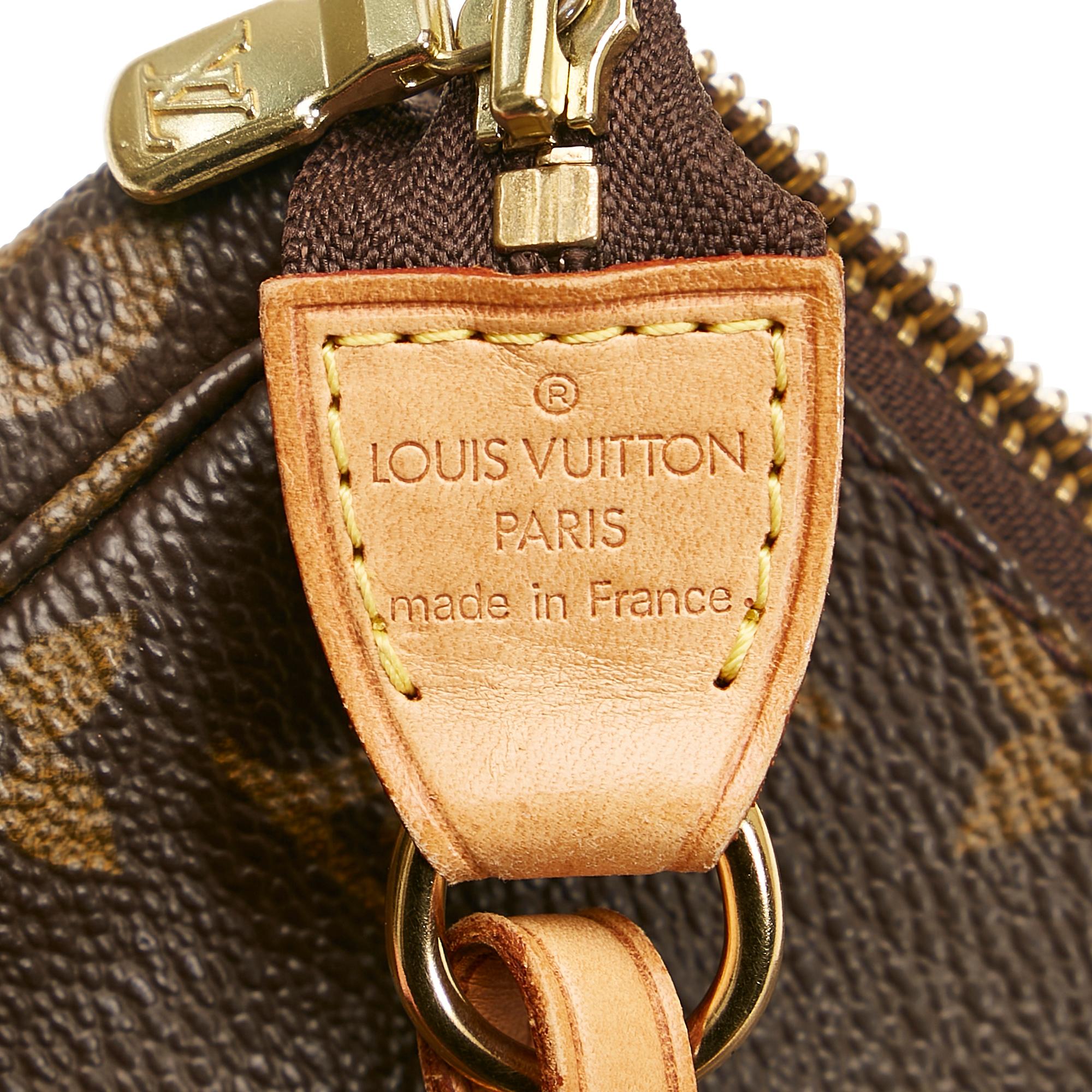 Louis Vuitton Monogram Pochette Accessoires (SHG-37003)