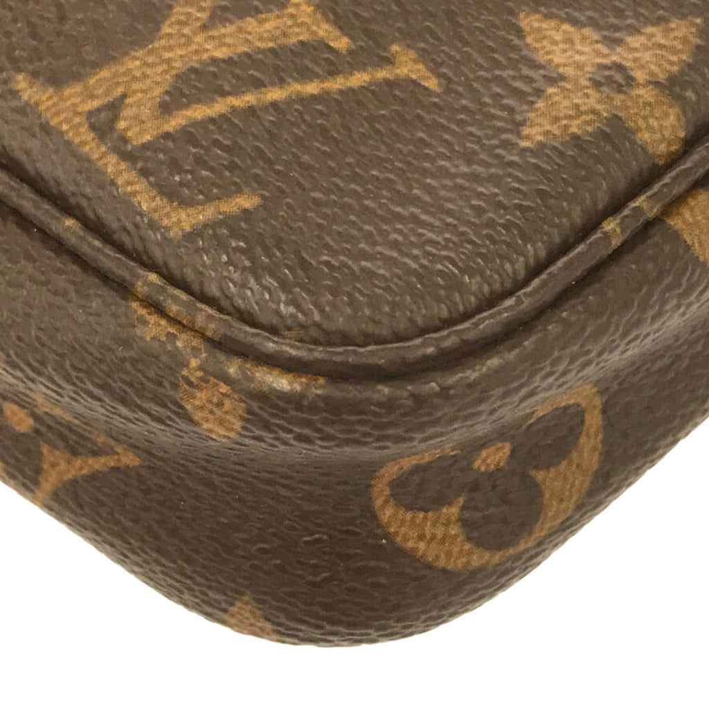 Louis Vuitton Monogram Pochette Accessoires (SHG-c3osKC)