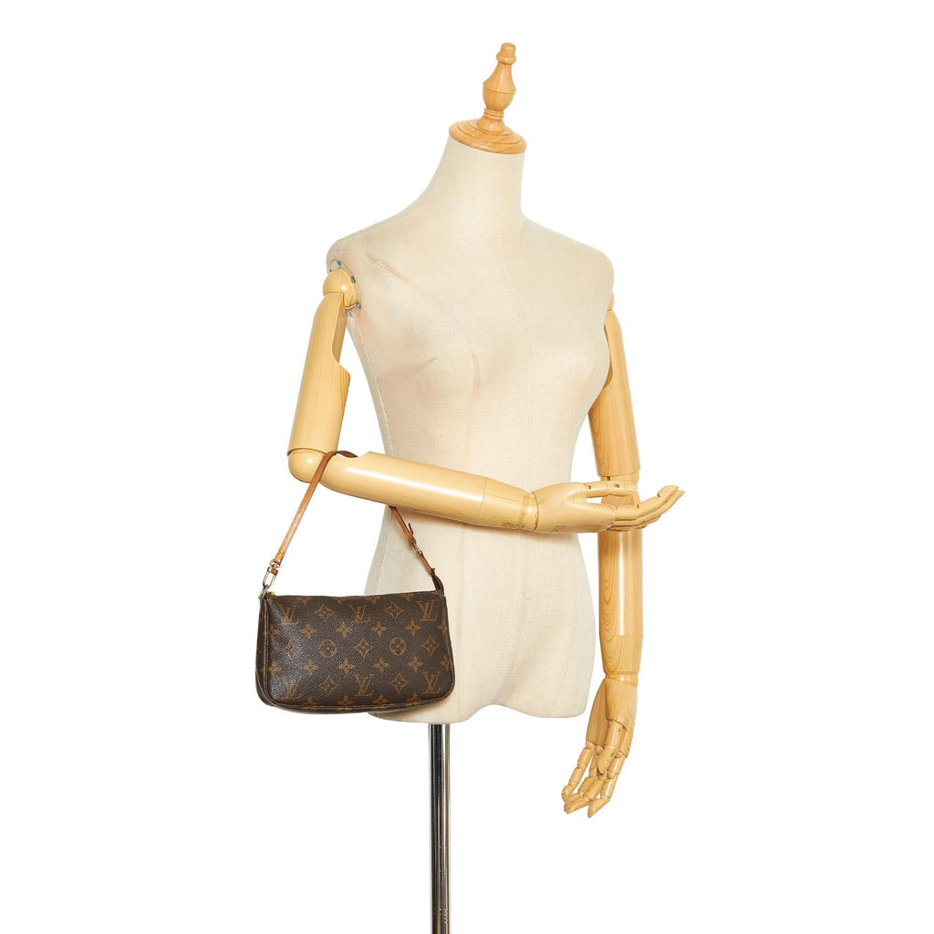 Louis Vuitton Monogram Pochette Accessoires (SHG-sCib1h)