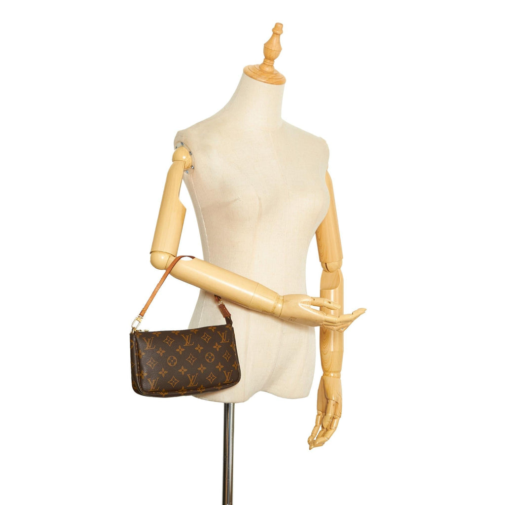 Louis Vuitton Monogram Pochette Accessoires (SHG-jehaz7)