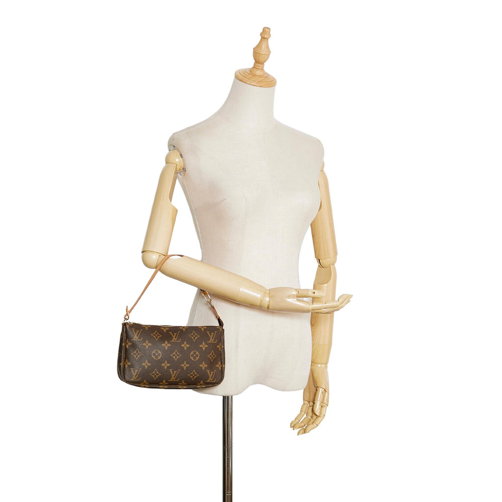 Louis Vuitton Monogram Pochette Accessoires (SHG-qzU5D3)