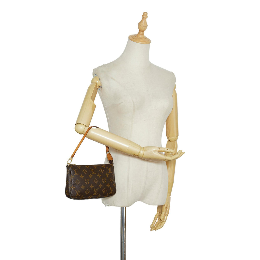 Louis Vuitton Monogram Pochette Accessoires (SHG-IFzjoh)