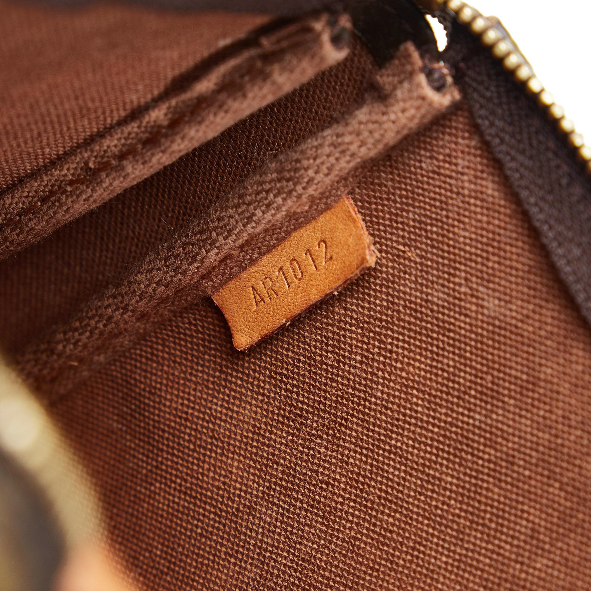 Louis Vuitton Monogram Pochette Accessoires (SHG-T5rRUt)