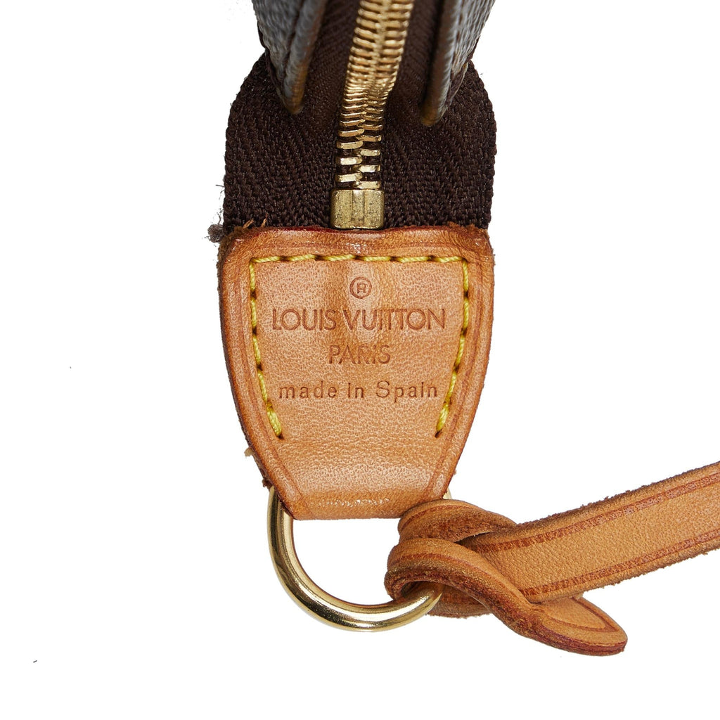 Louis Vuitton Monogram Pochette Accessoires (SHG-vE6jax)