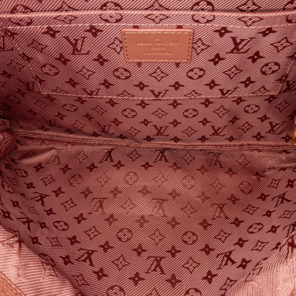 Louis Vuitton Monogram Pochette Altair (SHG-36663)
