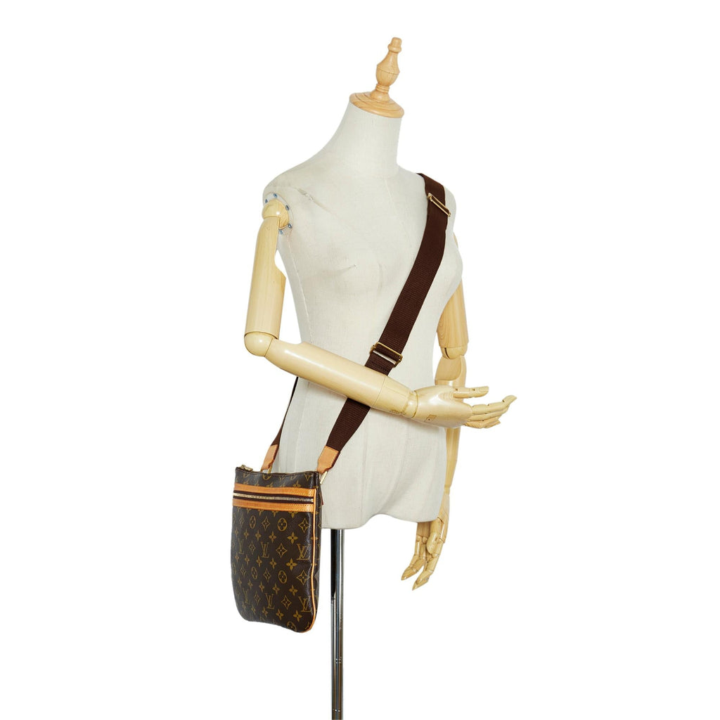 Louis Vuitton Monogram Pochette Bosphore (SHG-MbdIHV)