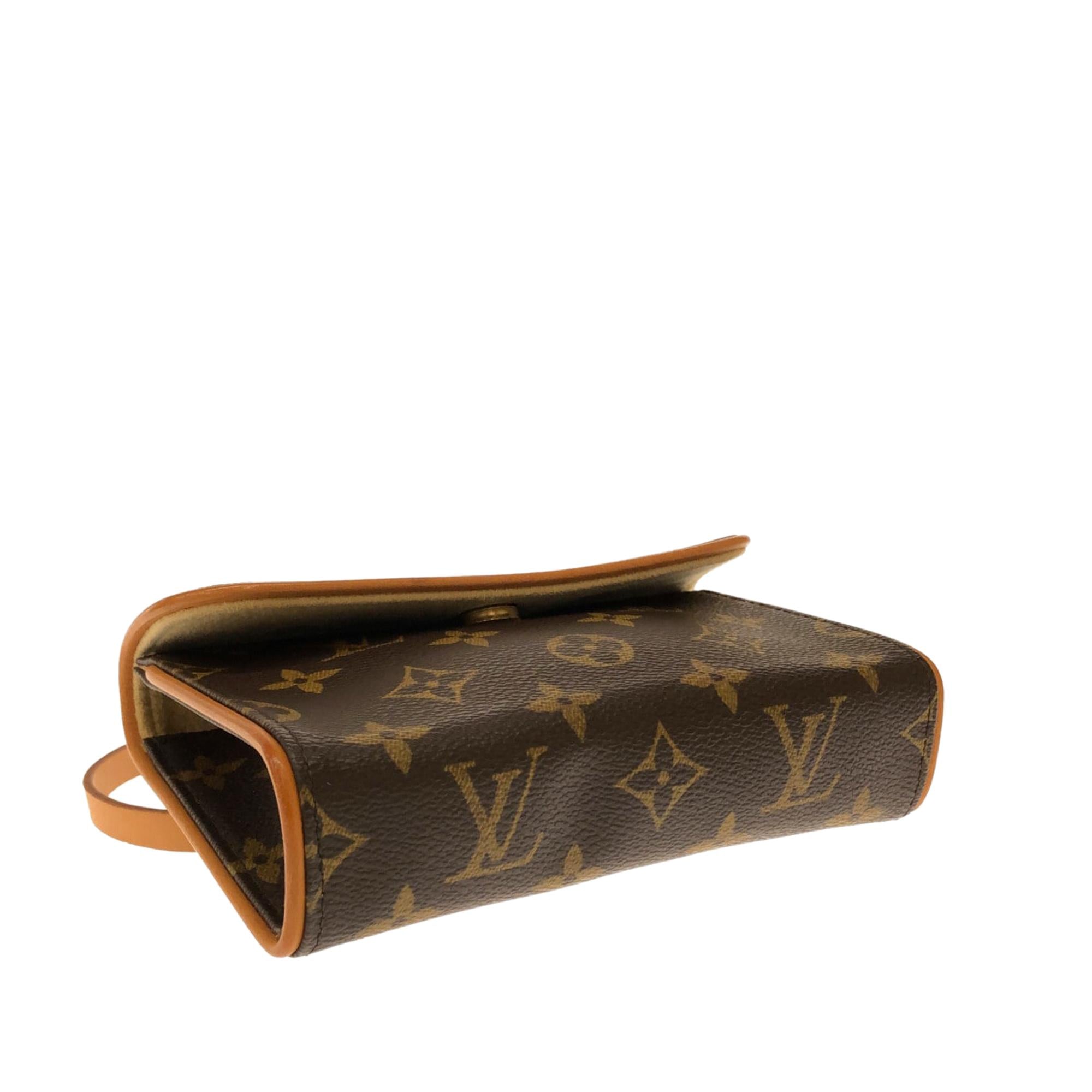 Louis Vuitton Monogram Pochette Florentine (SHG-36937)