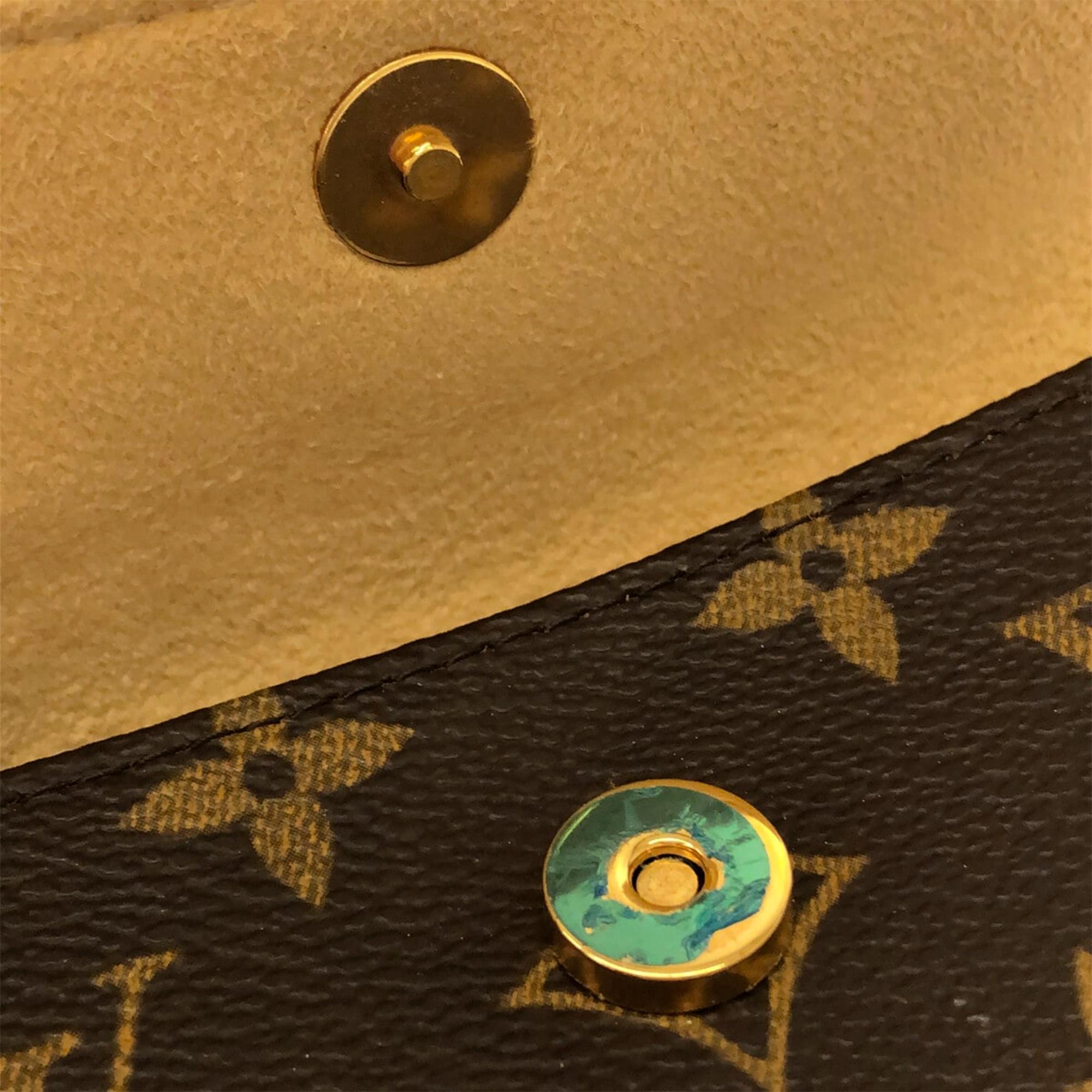 Louis Vuitton Monogram Pochette Florentine (SHG-36937)