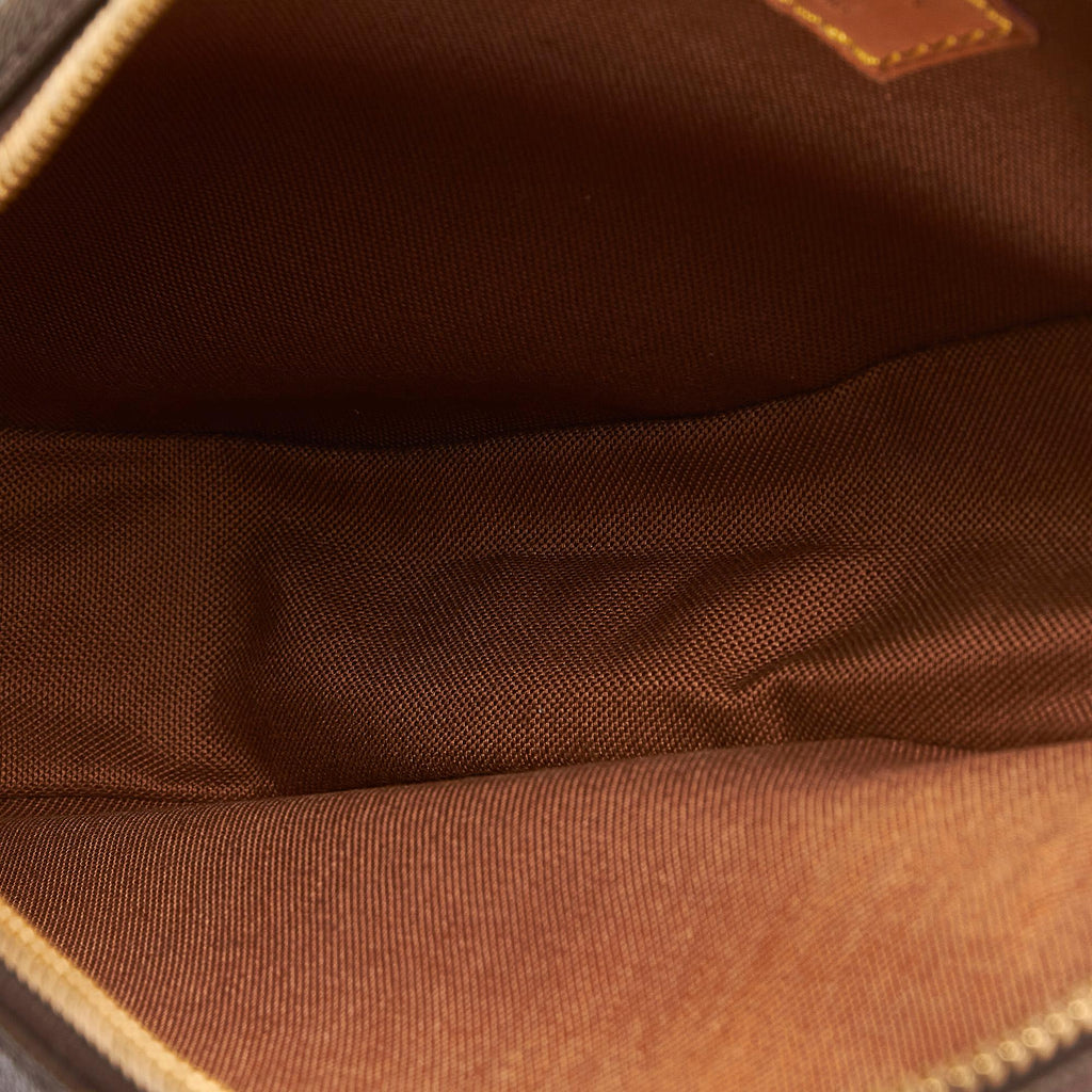 Louis Vuitton Monogram Pochette Gange (SHG-sFBXfY)