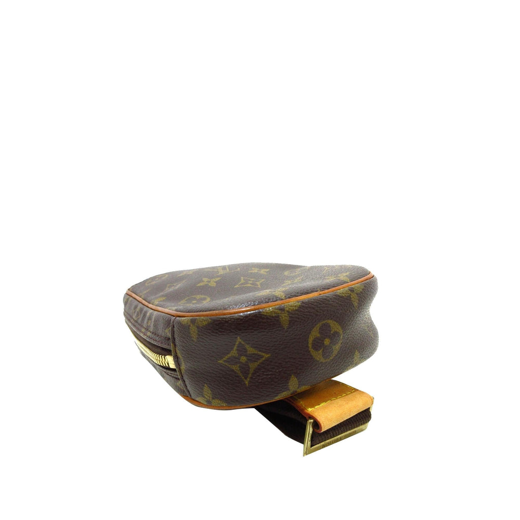 Louis Vuitton Monogram Pochette Gange (SHG-1JdqaV)