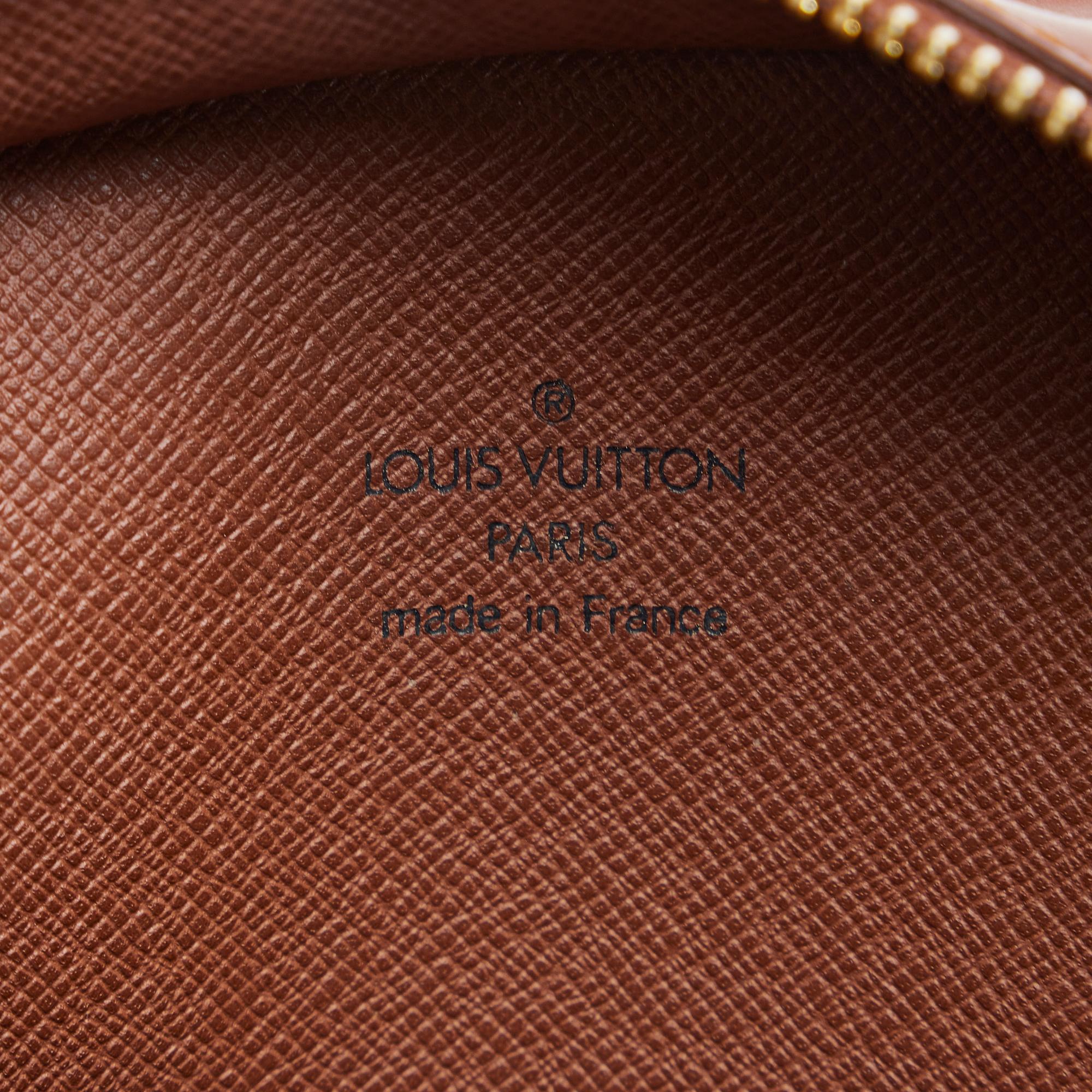 Louis Vuitton Monogram Pochette Homme (SHG-VThP41)