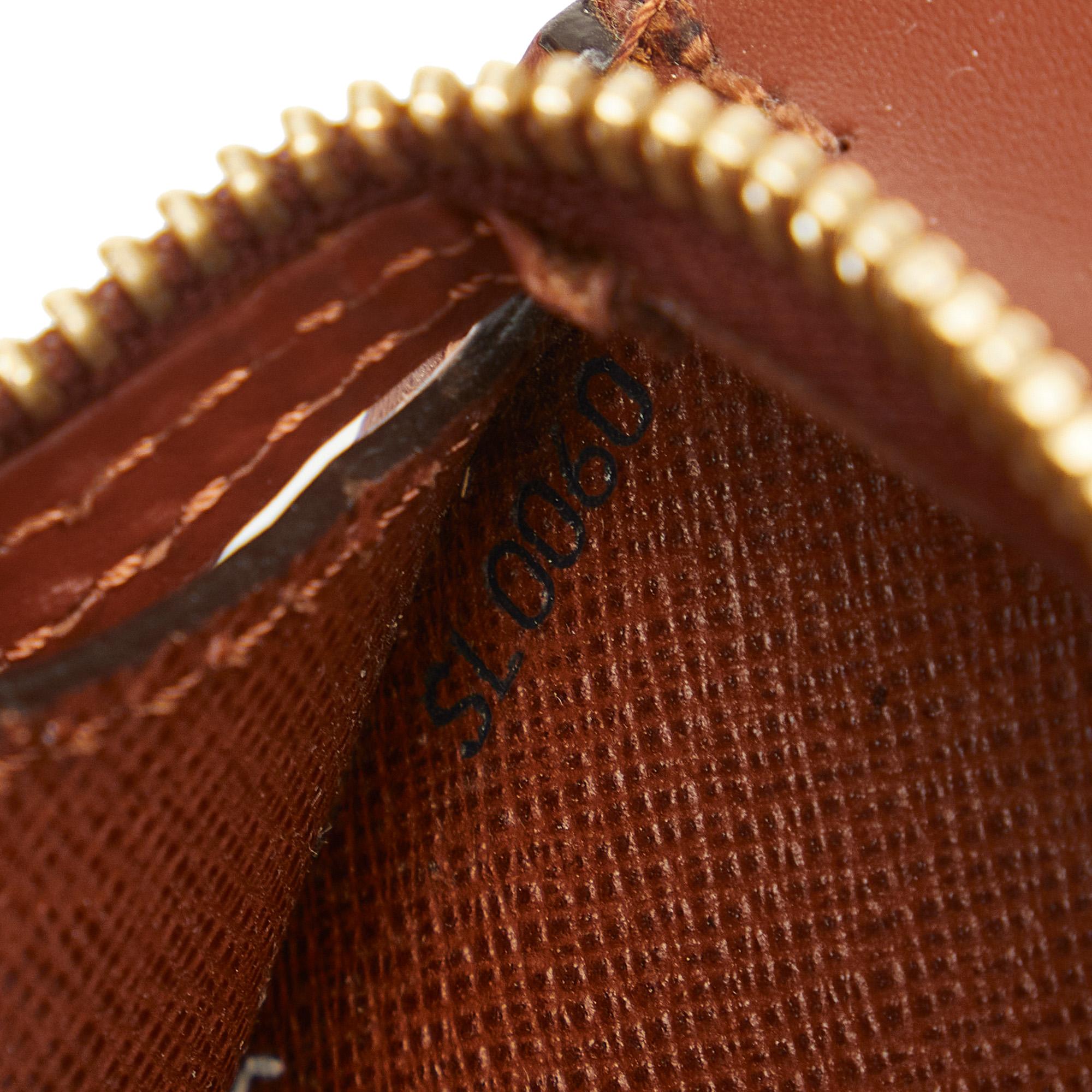 Louis Vuitton Monogram Pochette Homme (SHG-tbpRyu)