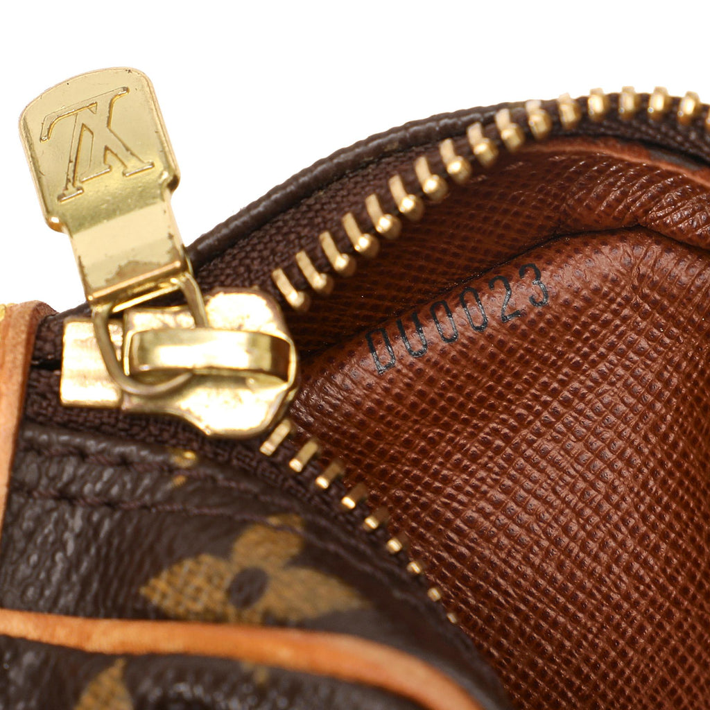 Louis Vuitton Monogram Pochette Marly Bandouliere (SHG-Xttwyl)
