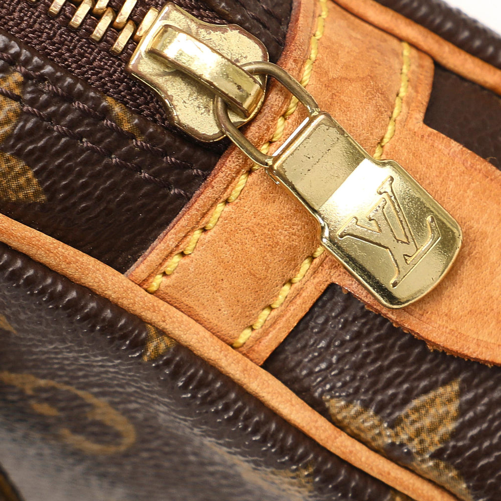 Louis Vuitton Monogram Pochette Marly Bandouliere (SHG-Xttwyl)