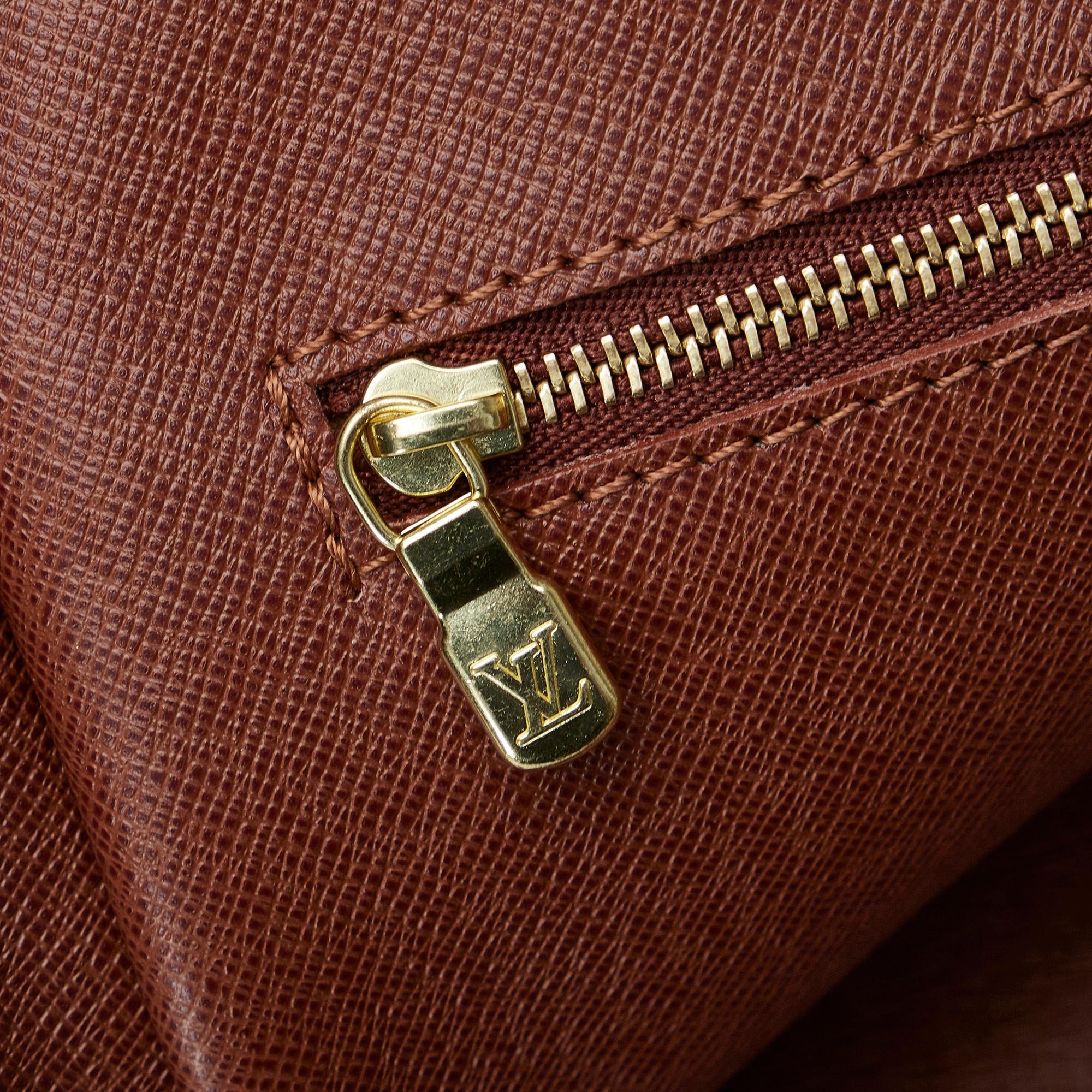 Louis Vuitton Monogram Porte Documents Voyage (SHG-bKGljz)