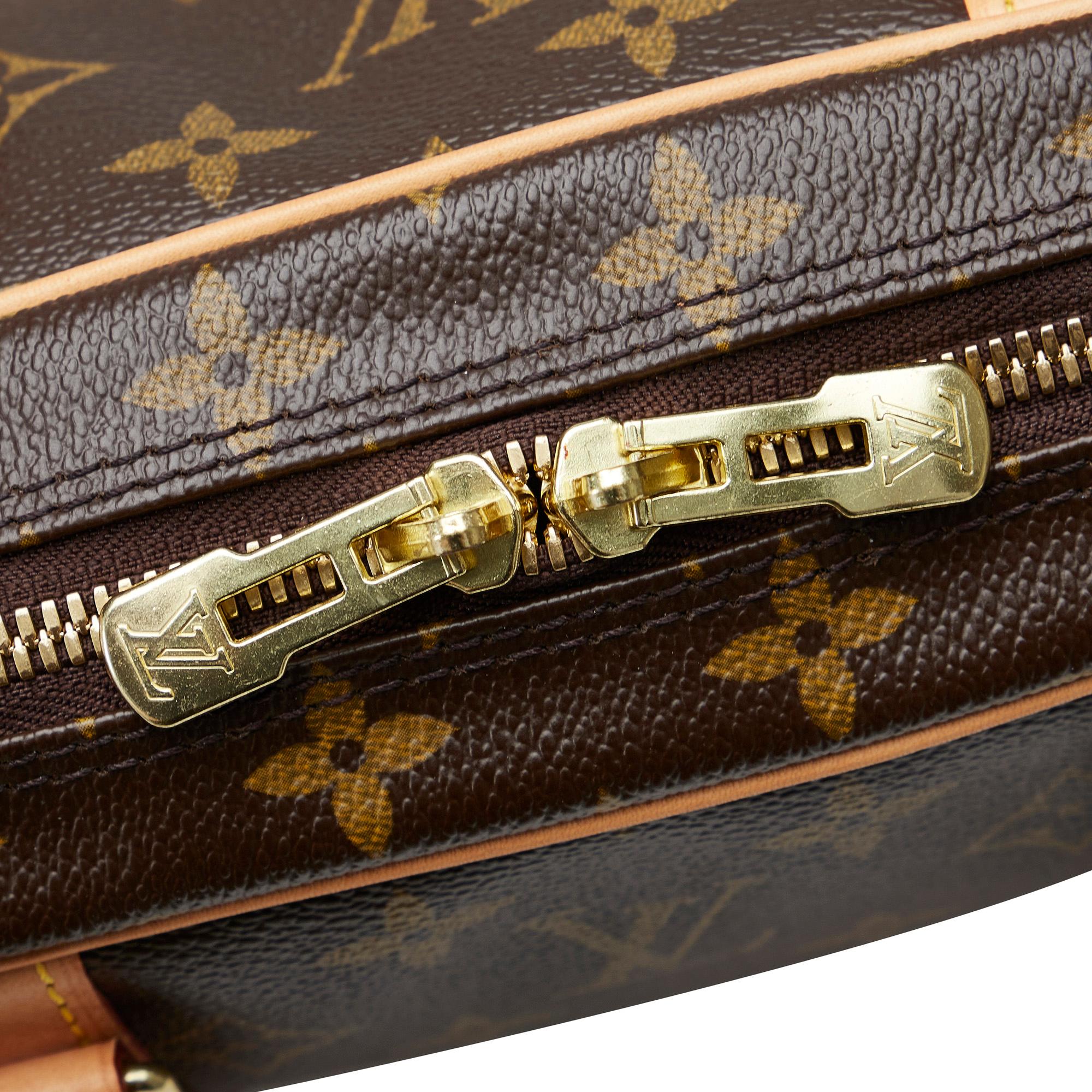 Louis Vuitton Monogram Porte Documents Voyage (SHG-bKGljz)