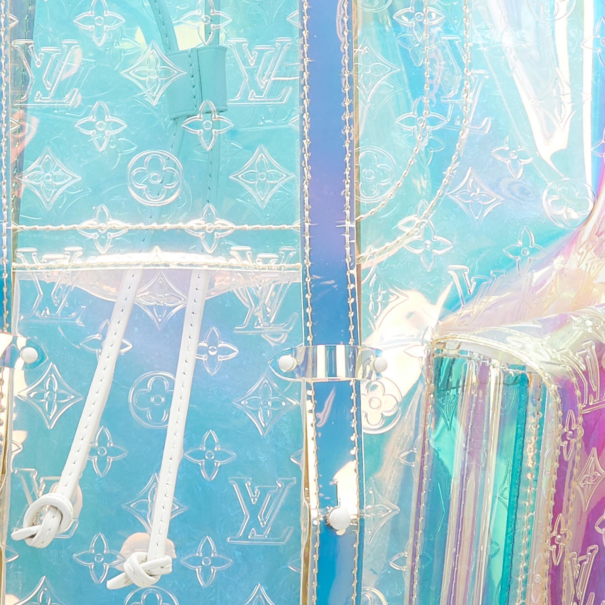 Louis Vuitton Monogram Prism Christopher GM (SHG-UATLXh)