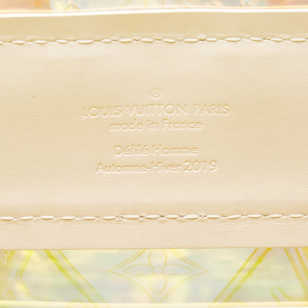 Louis Vuitton Monogram Prism Christopher GM (SHG-UATLXh)