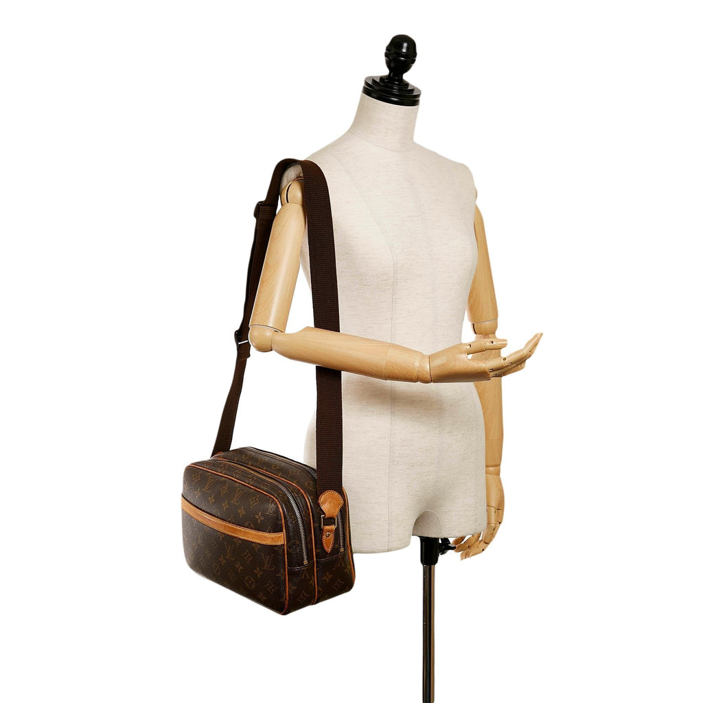 Louis Vuitton Monogram Reporter PM (SHG-33849)