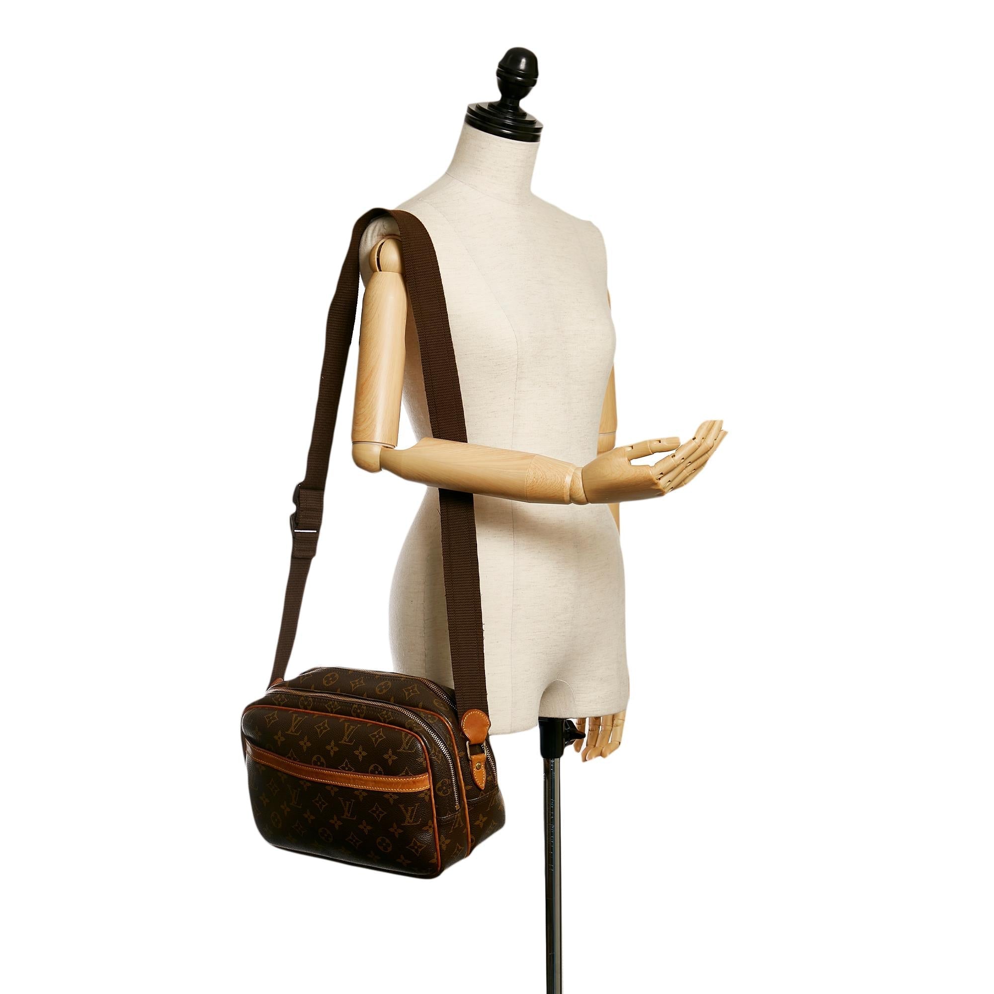 Louis Vuitton Monogram Reporter PM (SHG-36301)