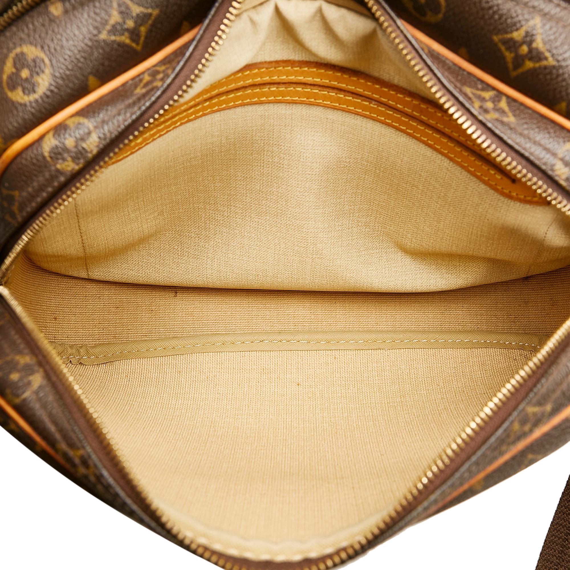 Louis Vuitton Monogram Reporter PM (SHG-g74ner)