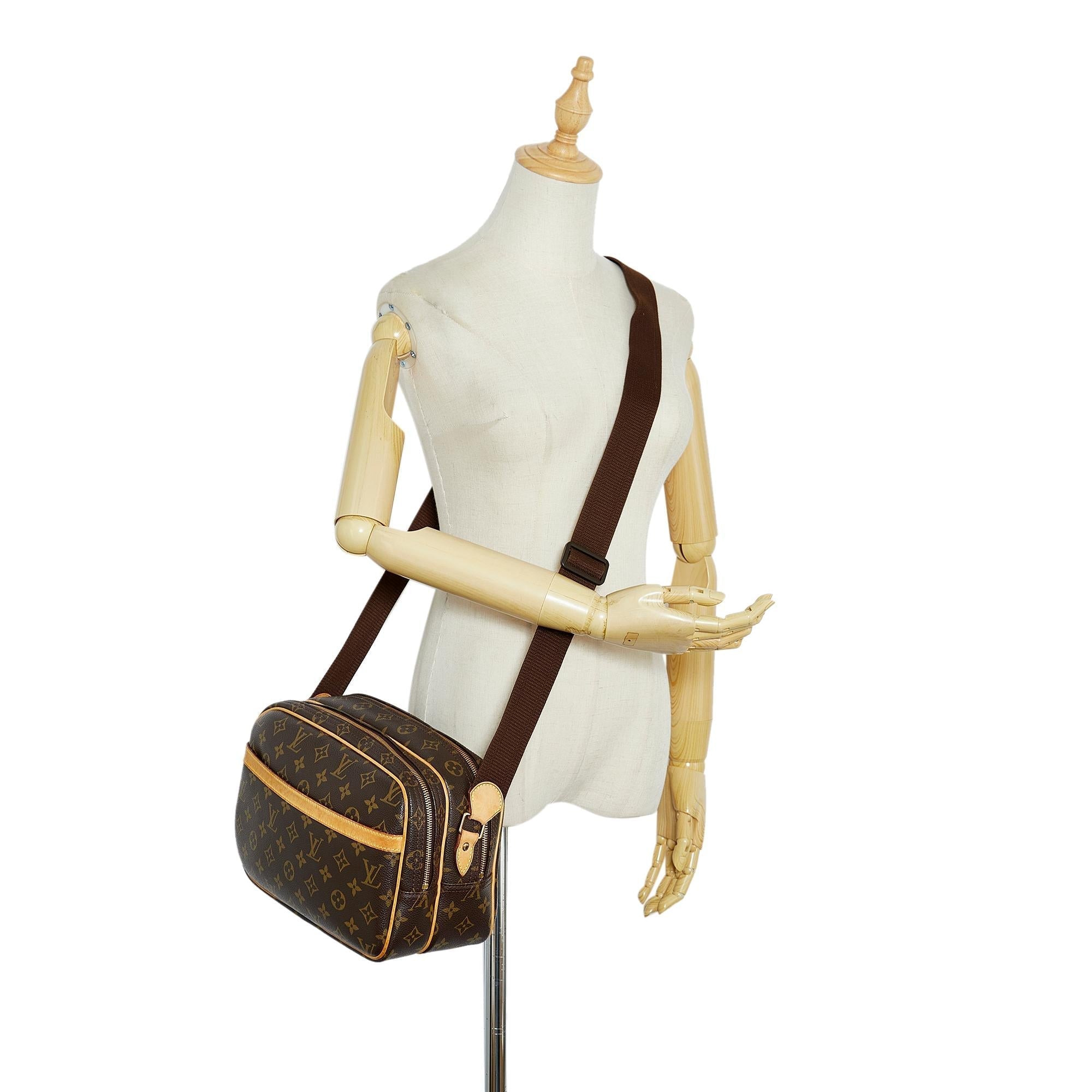 Louis Vuitton Monogram Reporter PM (SHG-I9gcjz)