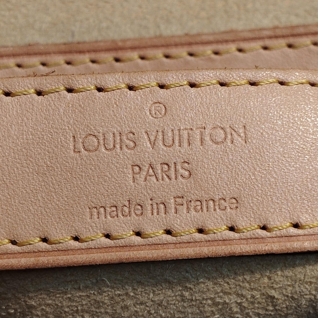Louis Vuitton Monogram Retiro PM (SHG-VciKid)