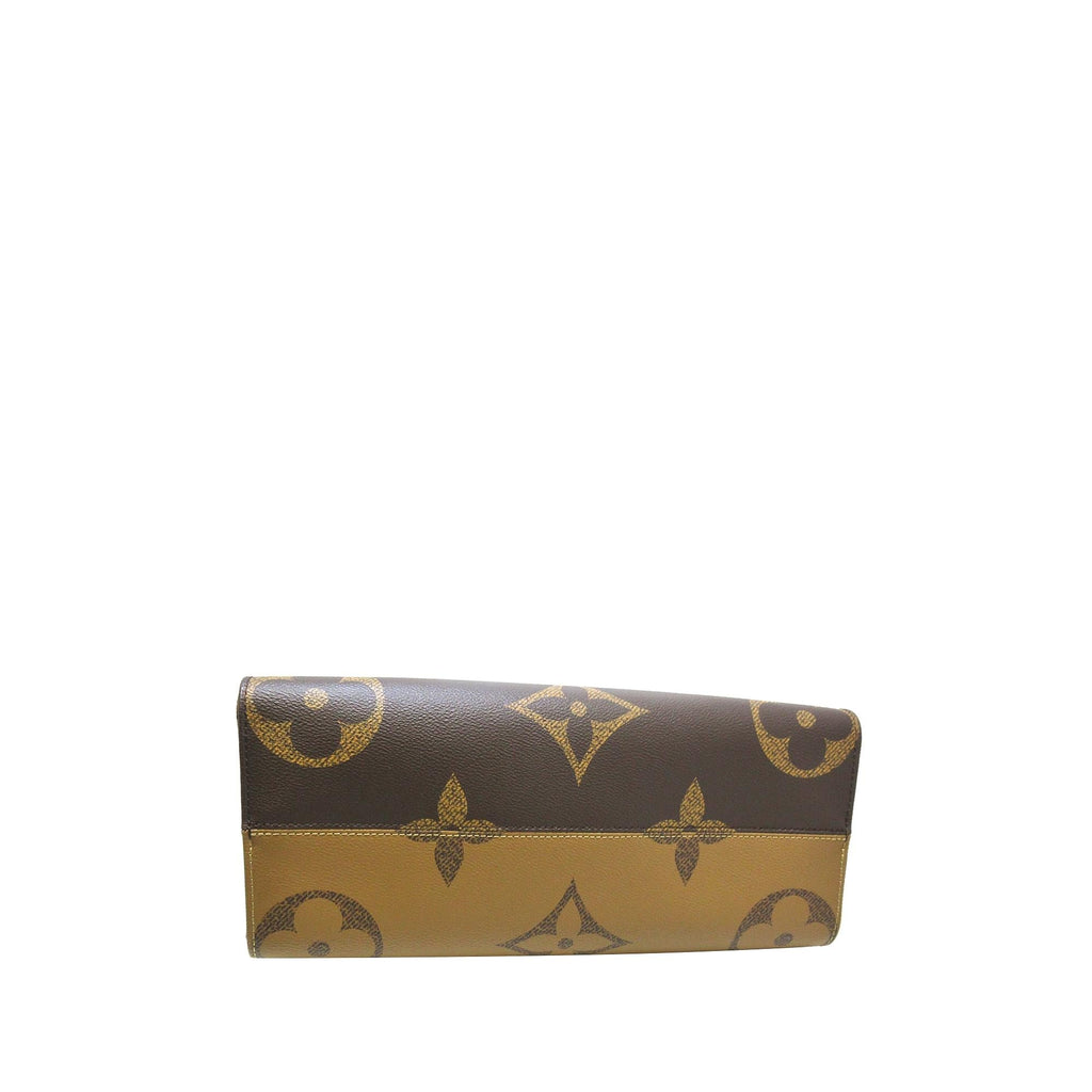 Louis Vuitton Monogram Reverse Giant Onthego MM (SHG-No7vht)