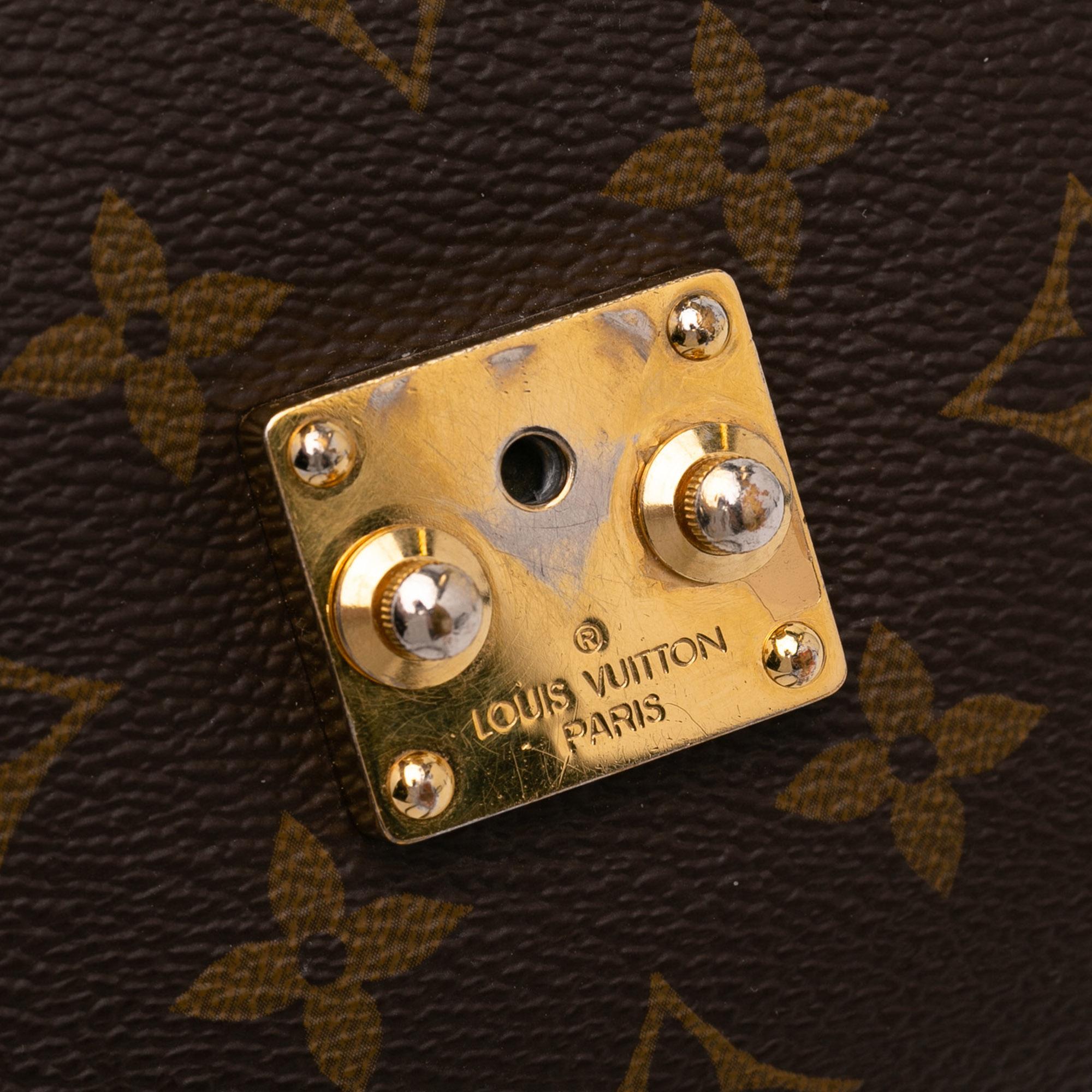Louis Vuitton Monogram Reverse Pochette Metis (SHG-DHicBB)