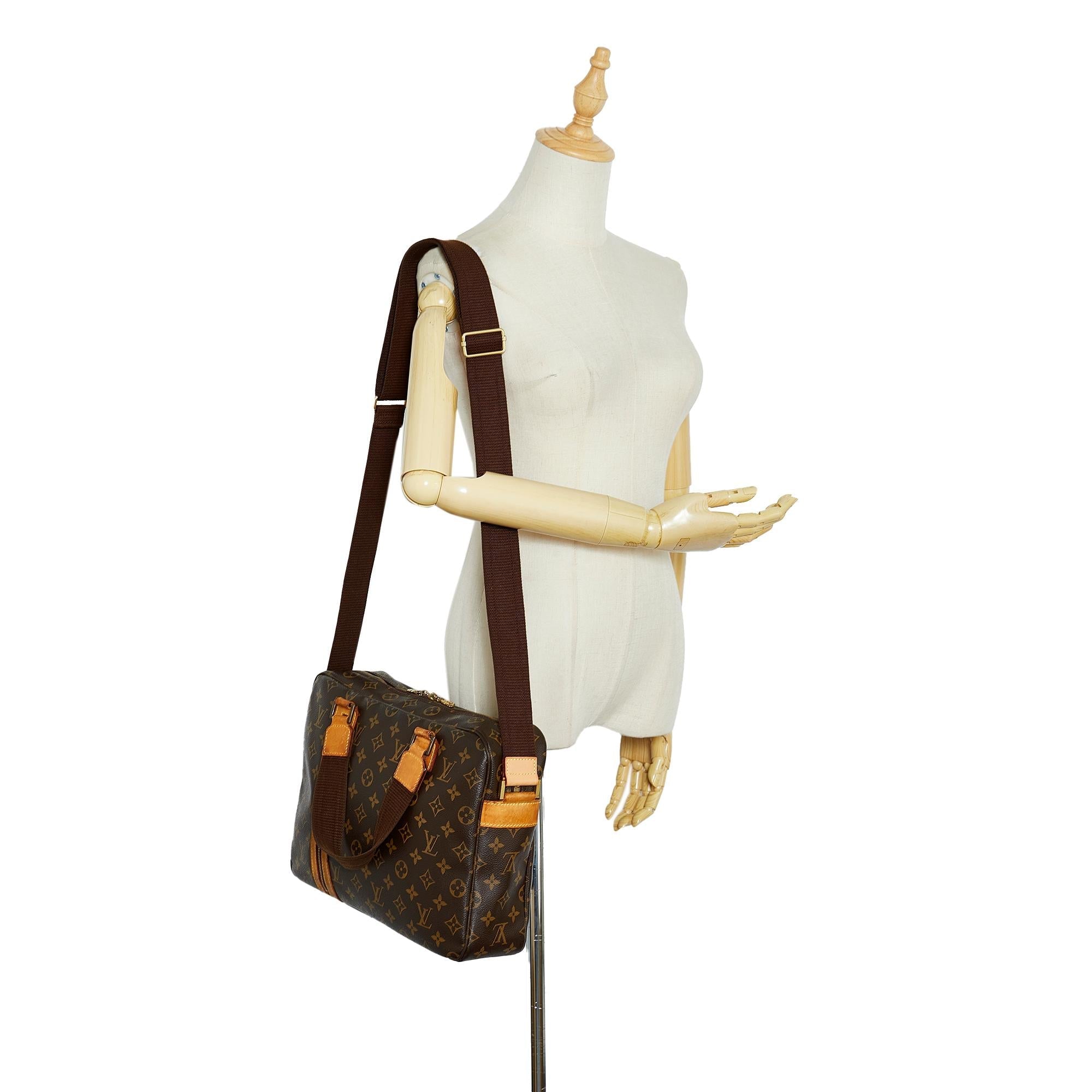 Louis Vuitton Monogram Sac Bosphore