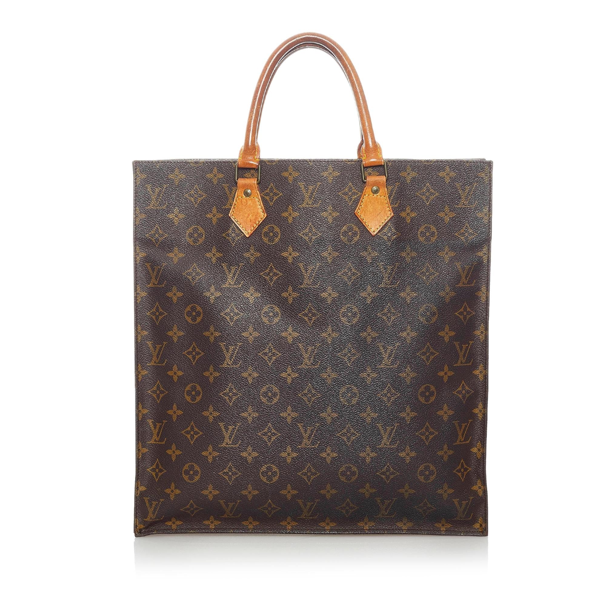 Louis Vuitton Monogram Sac Plat (SHG-32004)