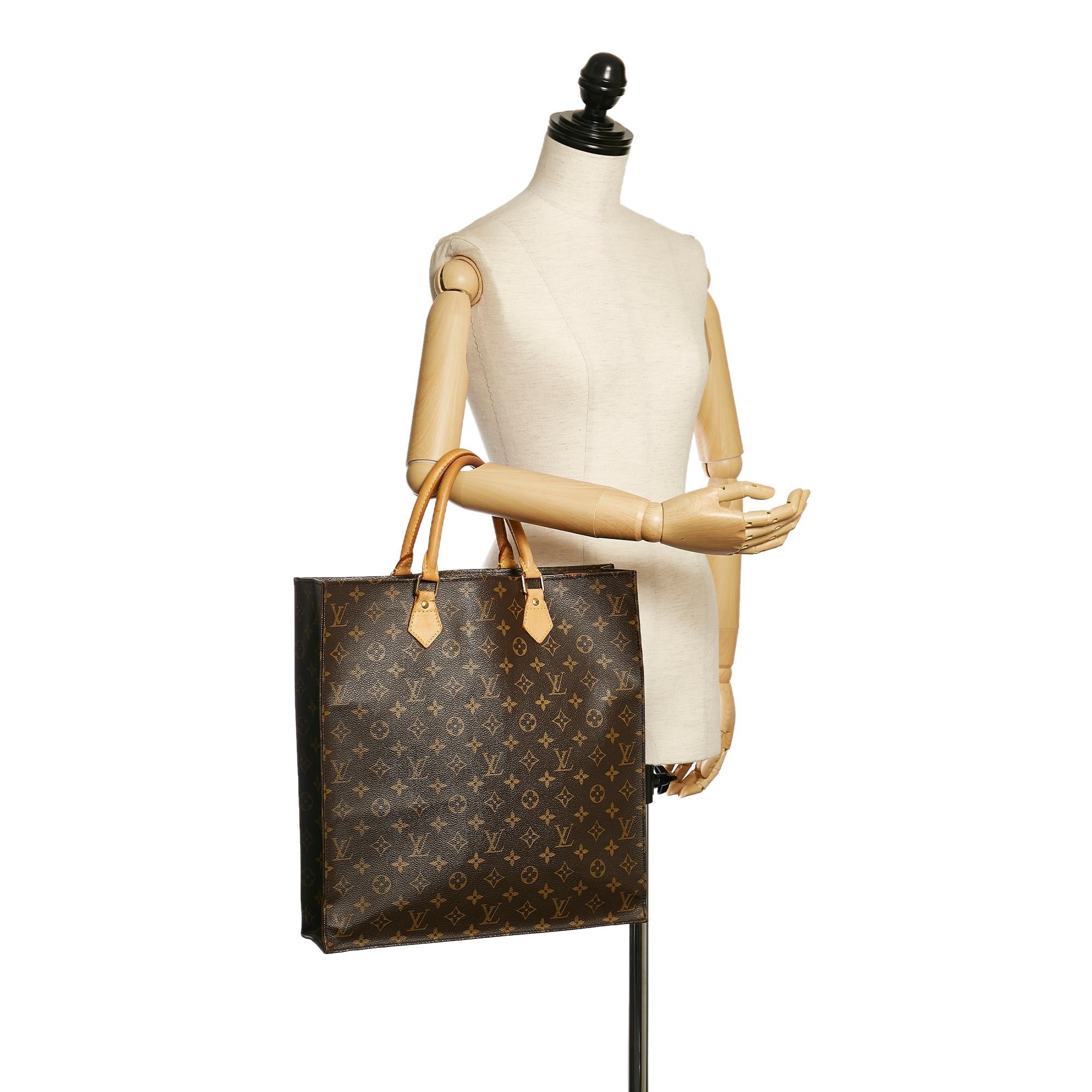 Louis Vuitton Monogram Sac Plat (SHG-34499)