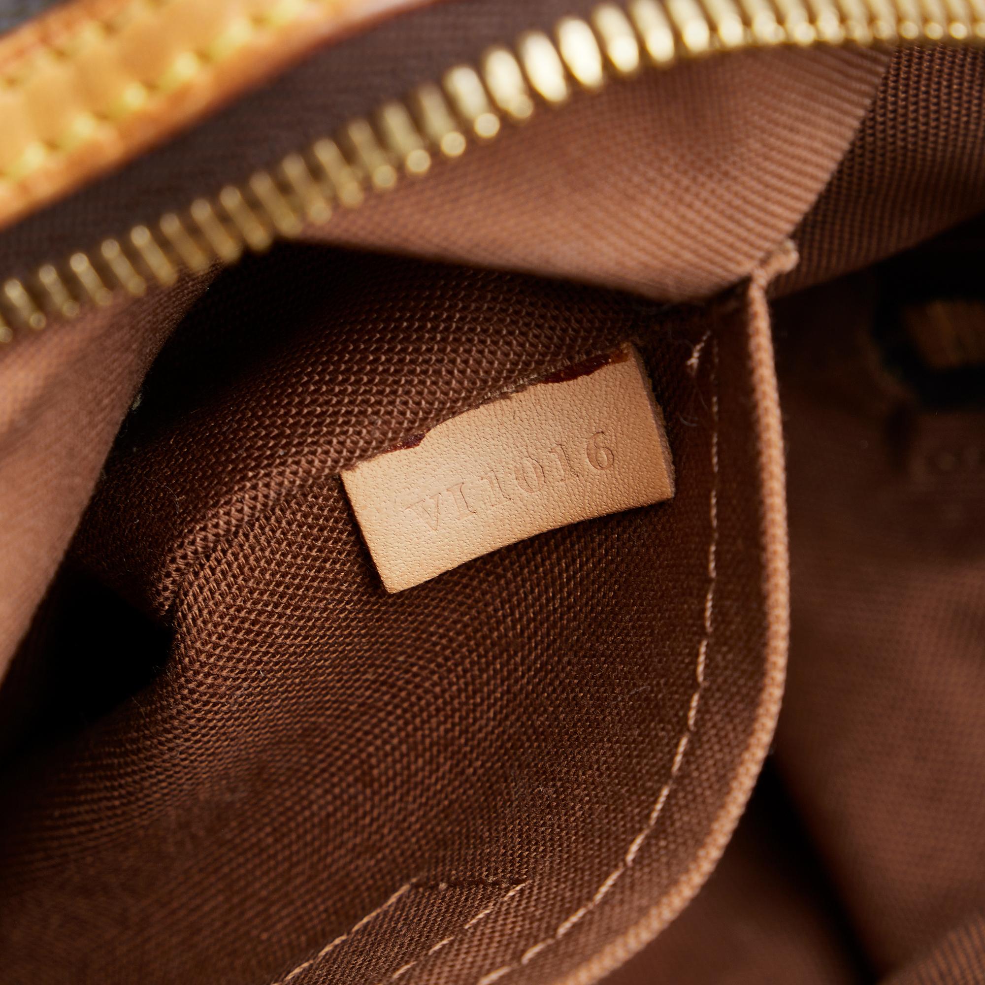 Louis Vuitton Monogram Sac Riveting (SHG-BUsmHv)