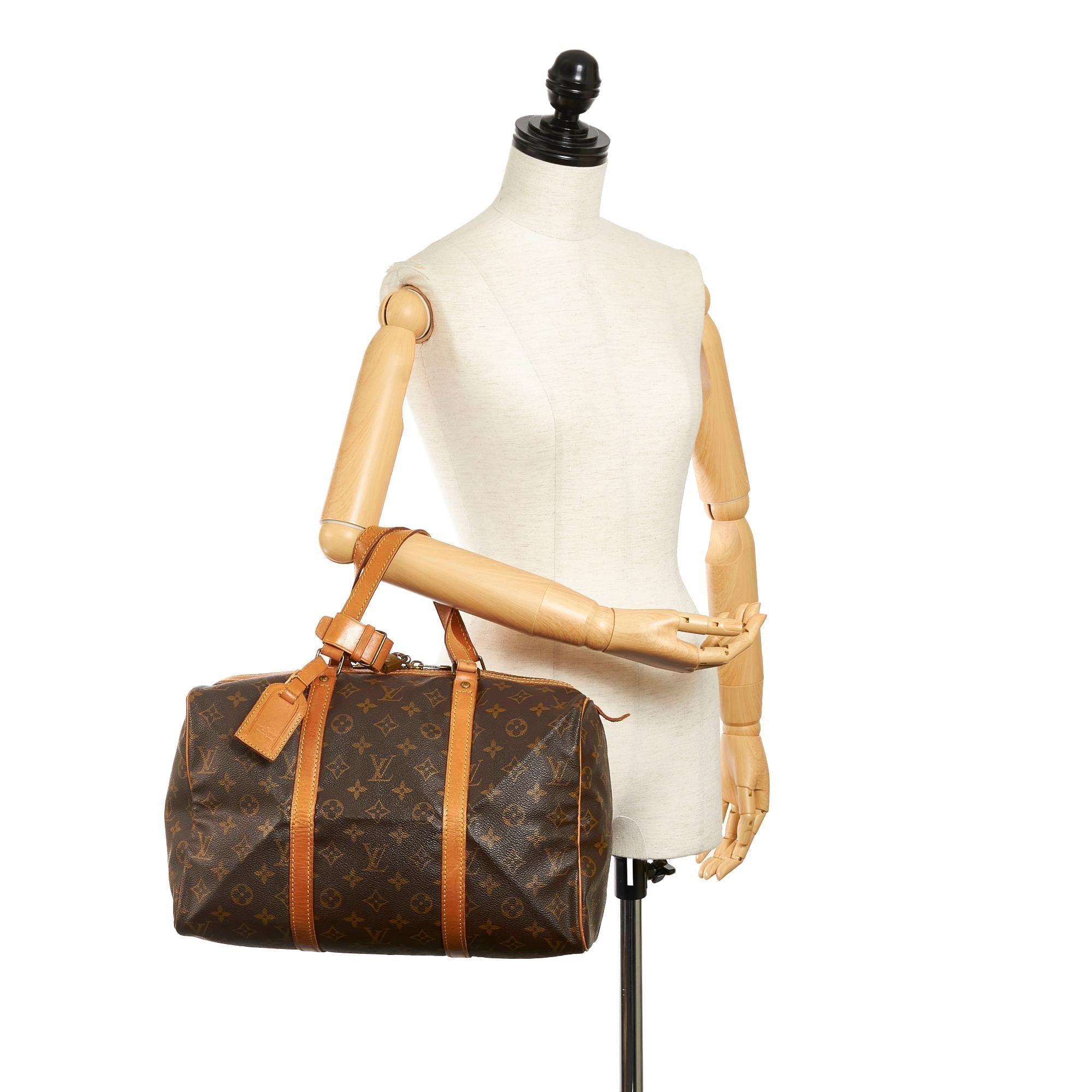 Louis Vuitton Monogram Sac Souple 35 (SHG-31178)