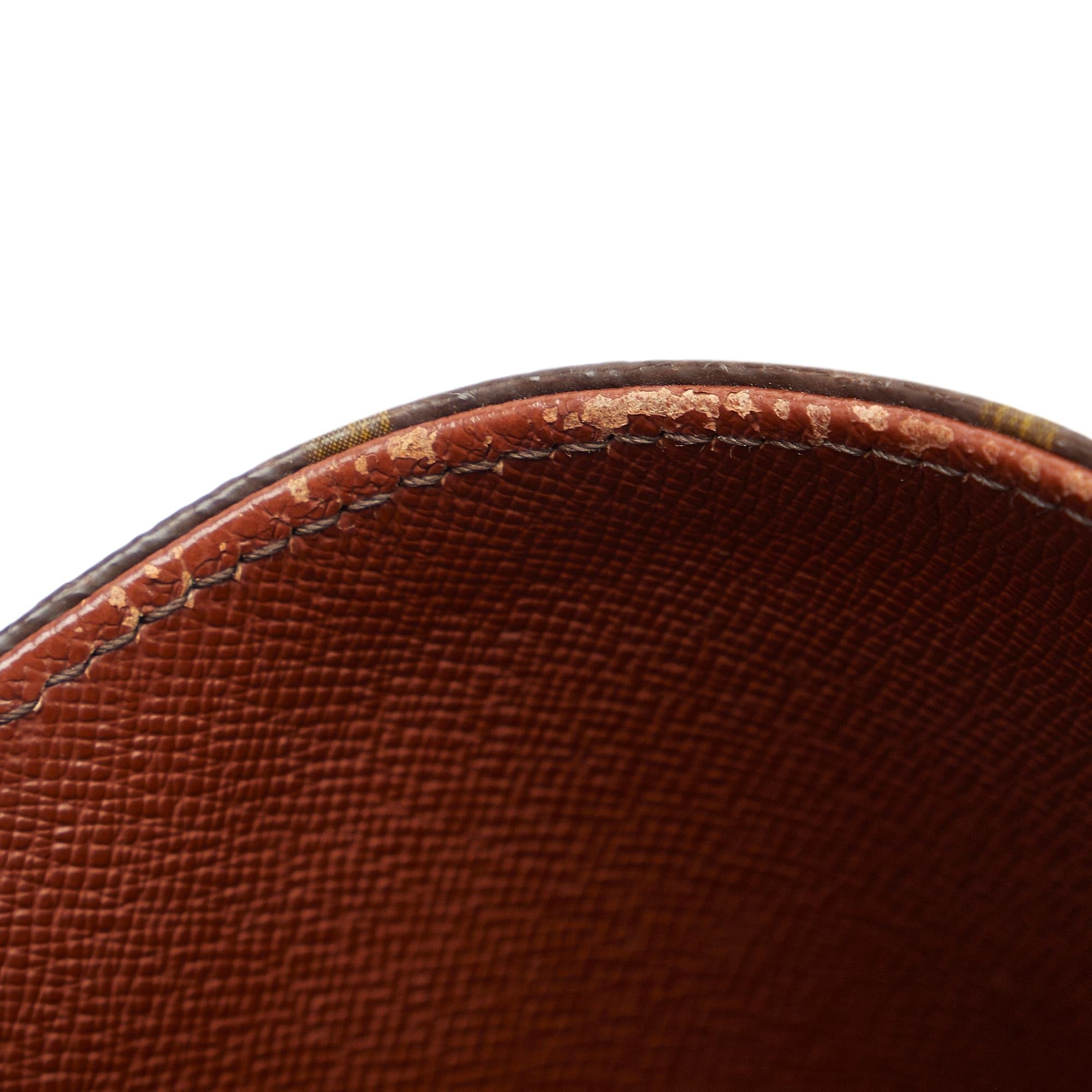 Louis Vuitton Monogram Saint Cloud GM (SHG-ucAXT6)