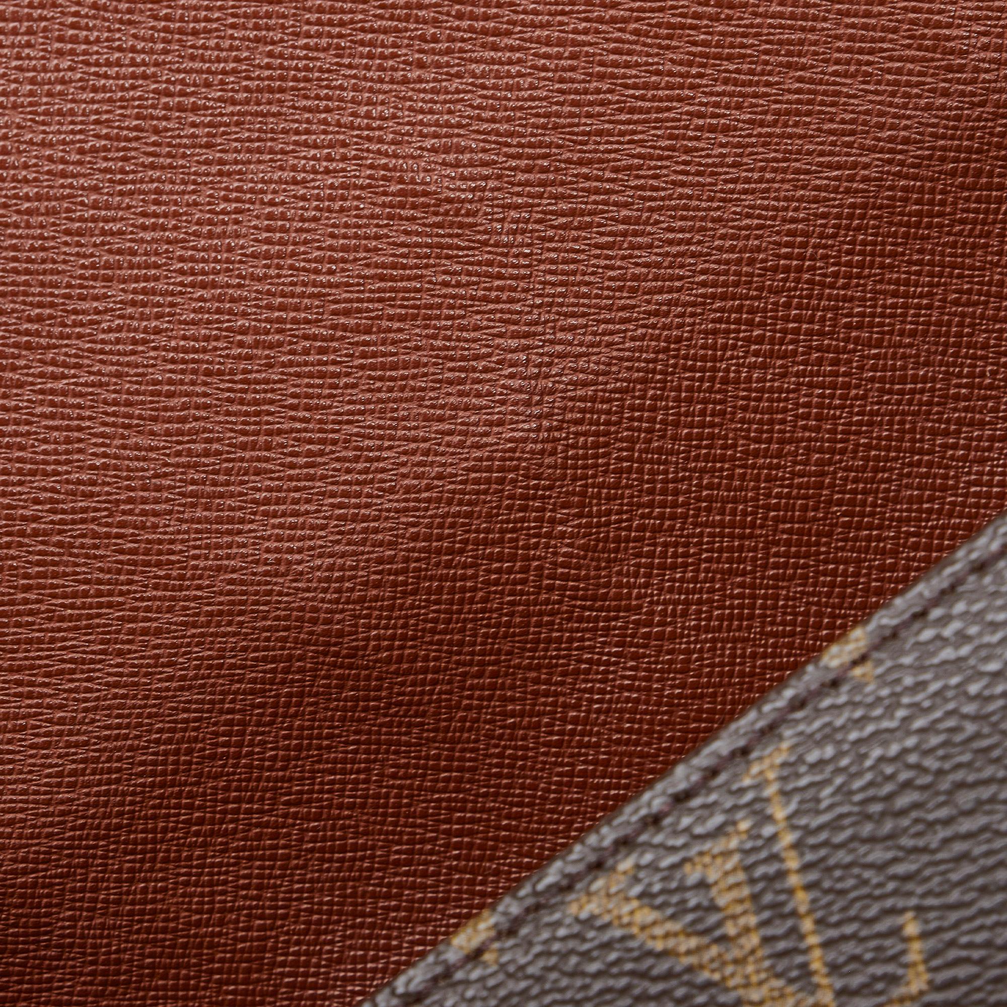 Louis Vuitton Monogram Saint Cloud GM (SHG-ucAXT6)