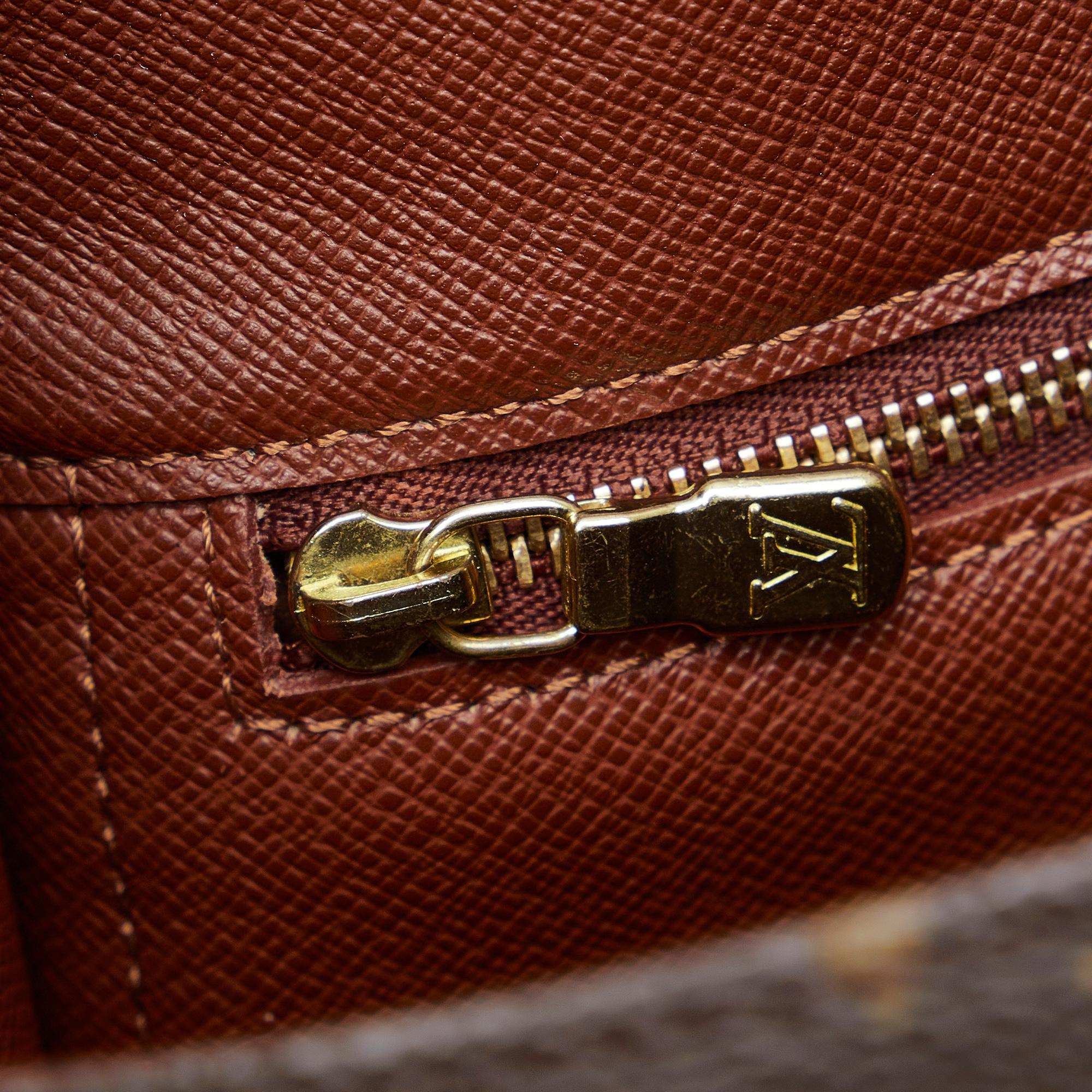 Louis Vuitton Monogram Saint Cloud GM (SHG-ucAXT6)