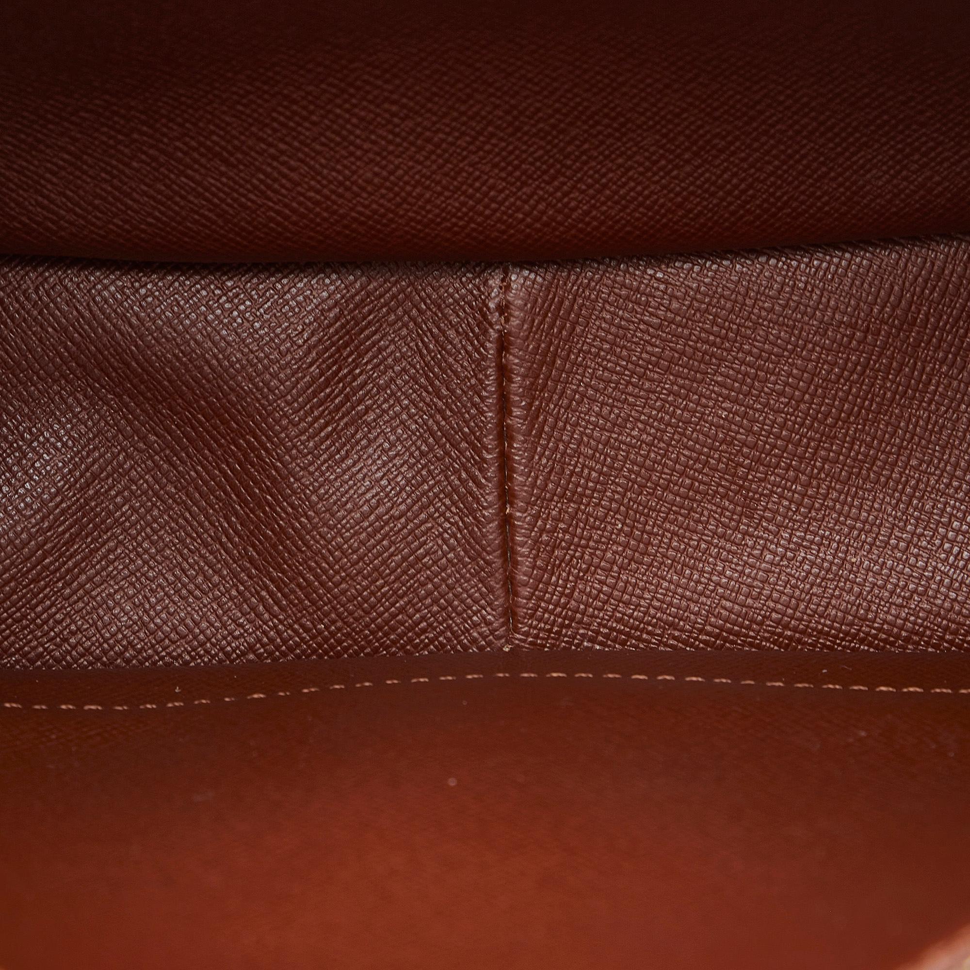 Louis Vuitton Monogram Saint Cloud GM (SHG-ucAXT6)