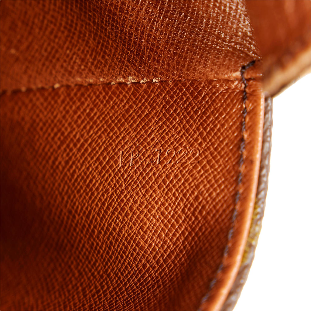 Louis Vuitton Monogram Saint Cloud PM (SHG-KjWDGS)