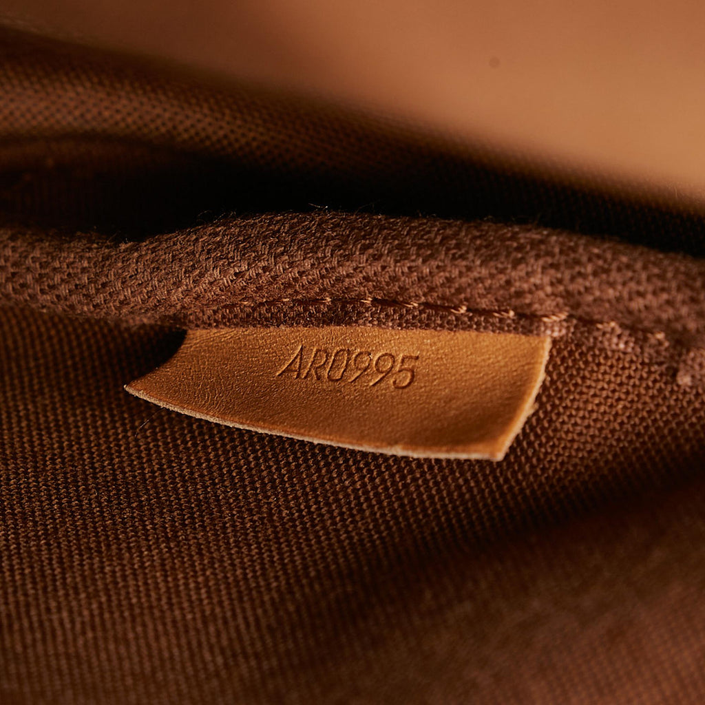 Louis Vuitton Monogram Saumur 30 (SHG-37004)